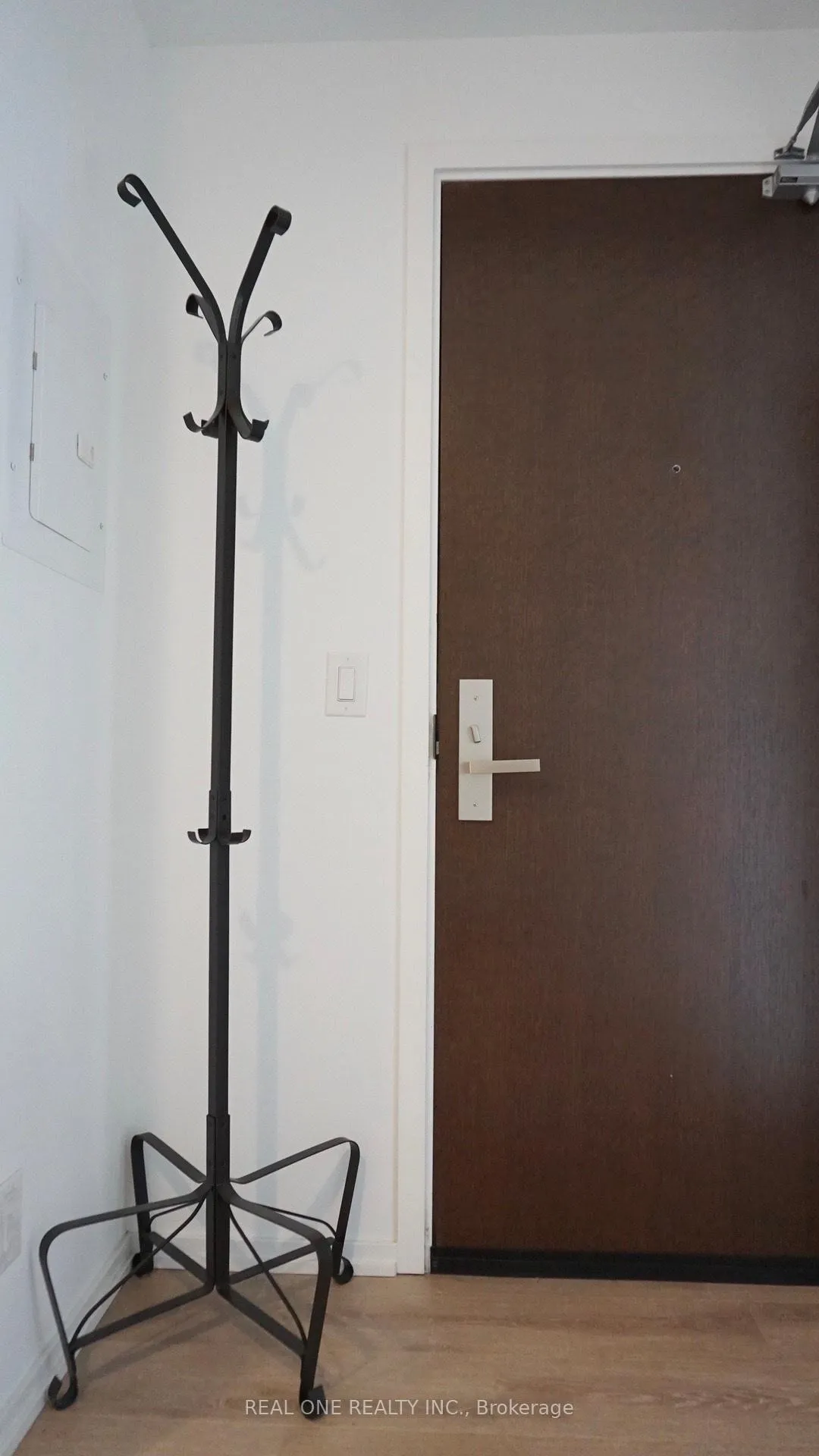 Photo 6 of Unit 4905, 70 Temperance Street, Toronto, Bay Street Corridor — HOMEH