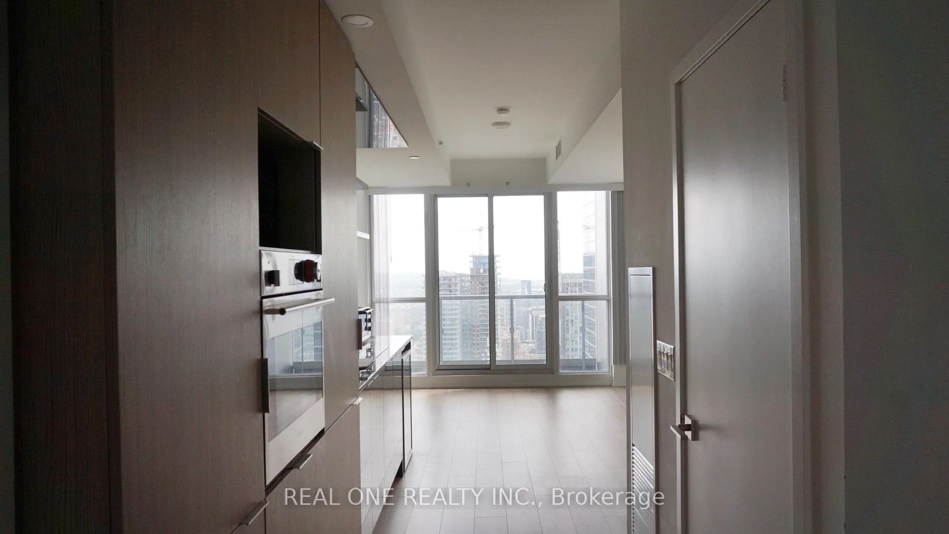 Photo 7 of Unit 4905, 70 Temperance Street, Toronto, Bay Street Corridor — HOMEH