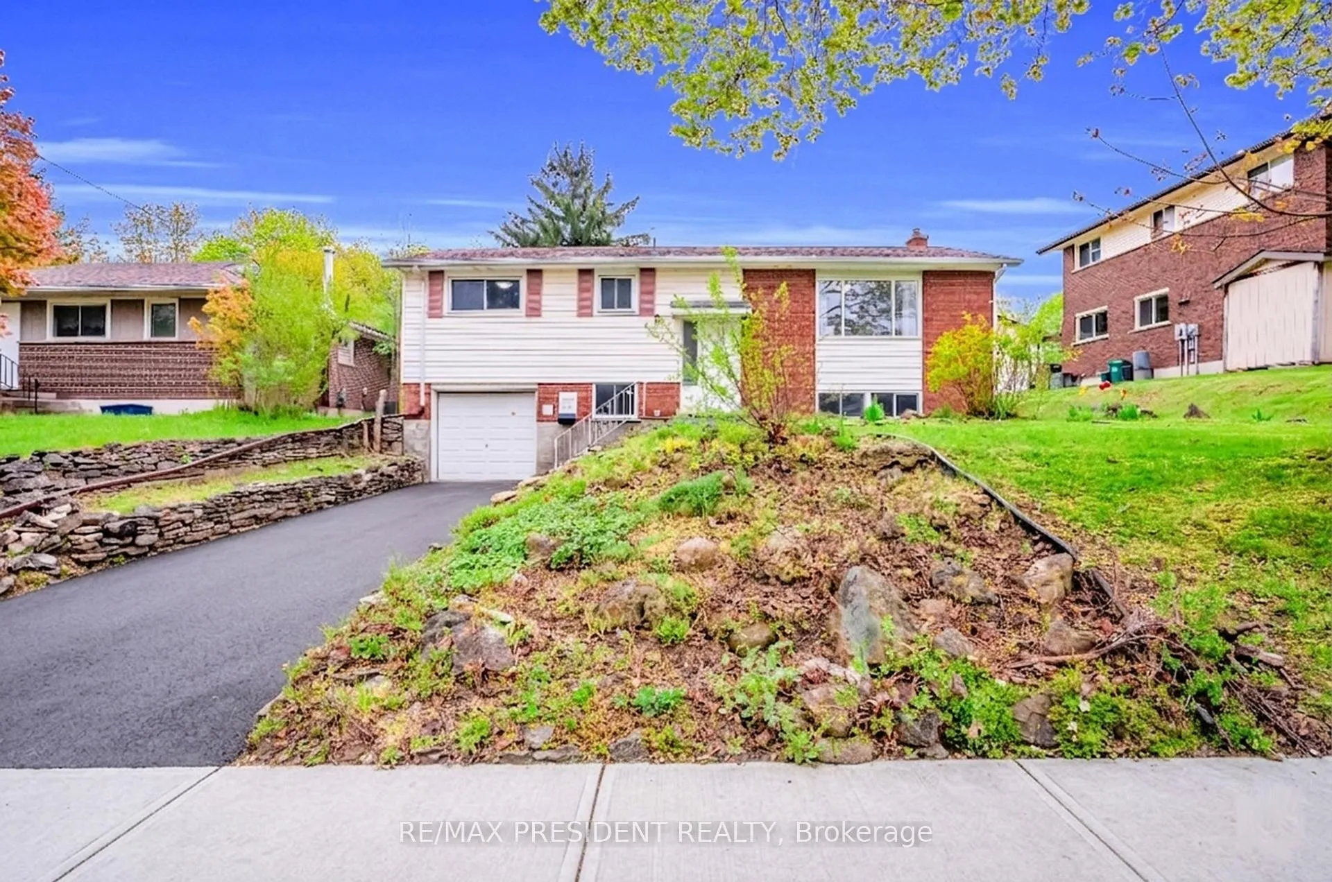 Photo 3 of 57 High Street, Waterloo, Lakeshore Village — HOMEH