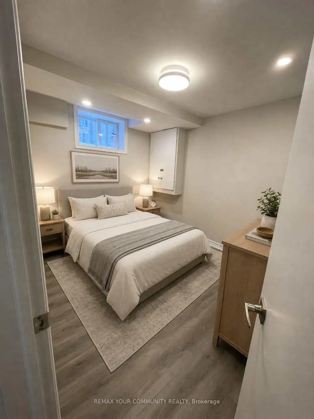Photo 6 of 42 Aurora Heights Drive, Aurora, Aurora Heights — HOMEH