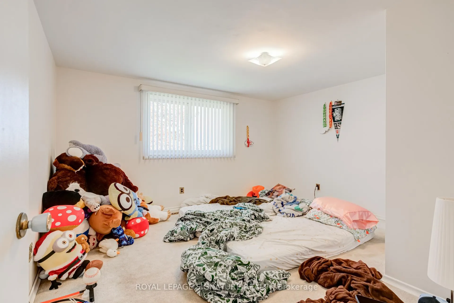 Photo 11 of 161 Greenford Drive, Hamilton, Corman — HOMEH