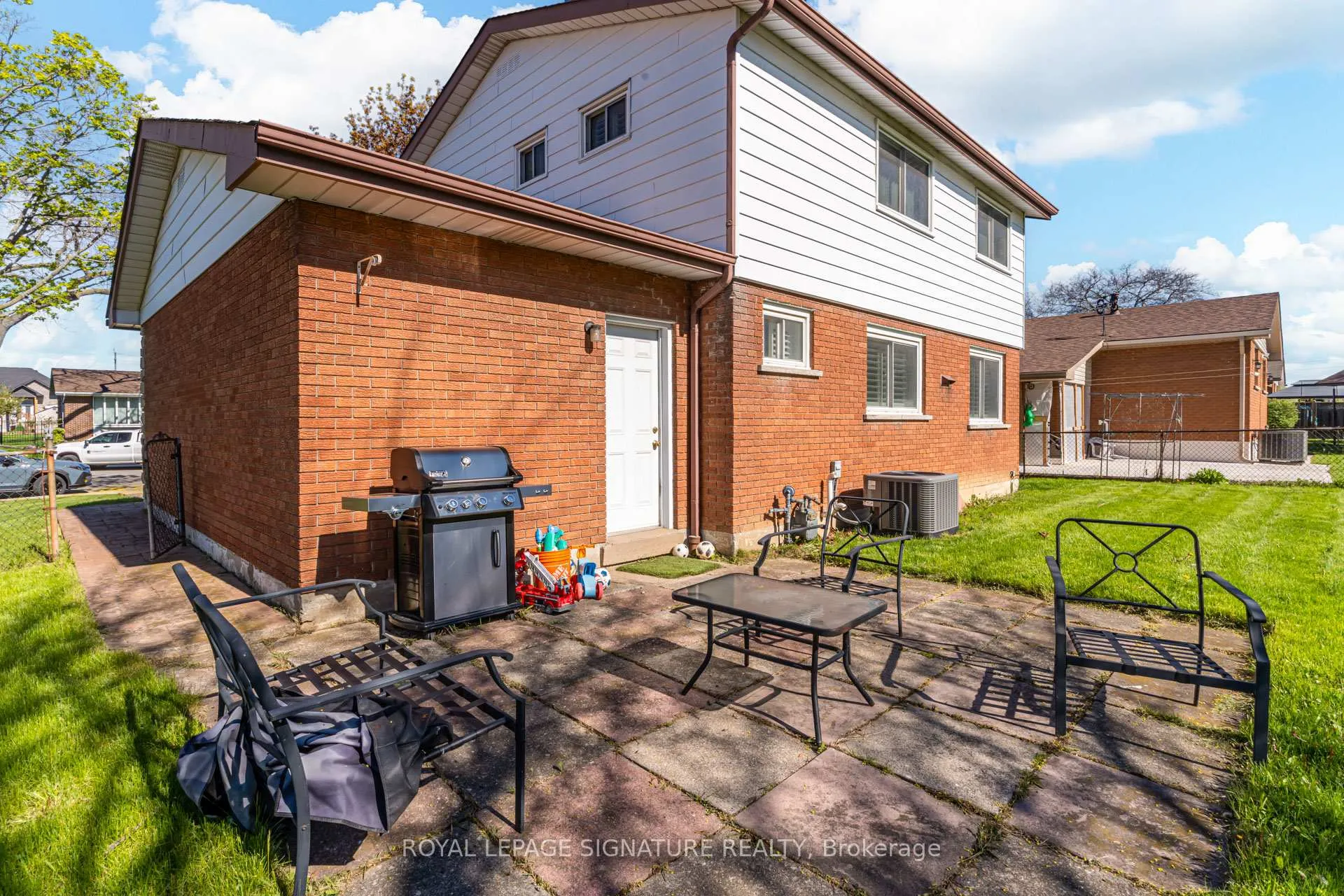 Photo 27 of 161 Greenford Drive, Hamilton, Corman — HOMEH