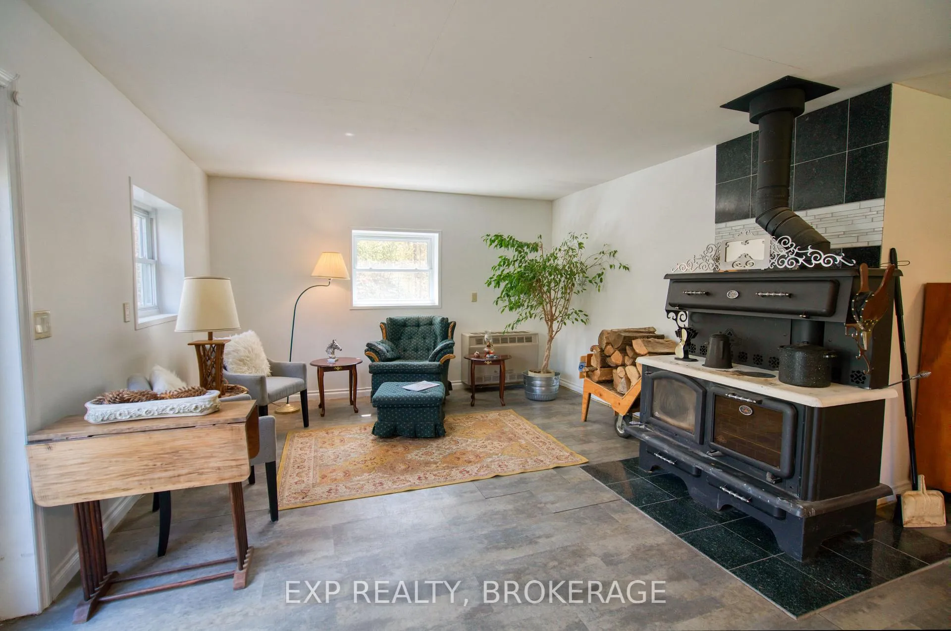 Photo 6 of 371 Sherbrooke Drive, Tay Valley, Bathurst/Burgess & Sherbrooke (South Sherbrooke) Twp — HOMEH