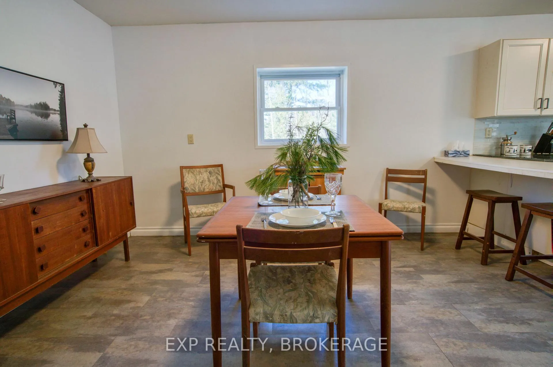 Photo 11 of 371 Sherbrooke Drive, Tay Valley, Bathurst/Burgess & Sherbrooke (South Sherbrooke) Twp — HOMEH