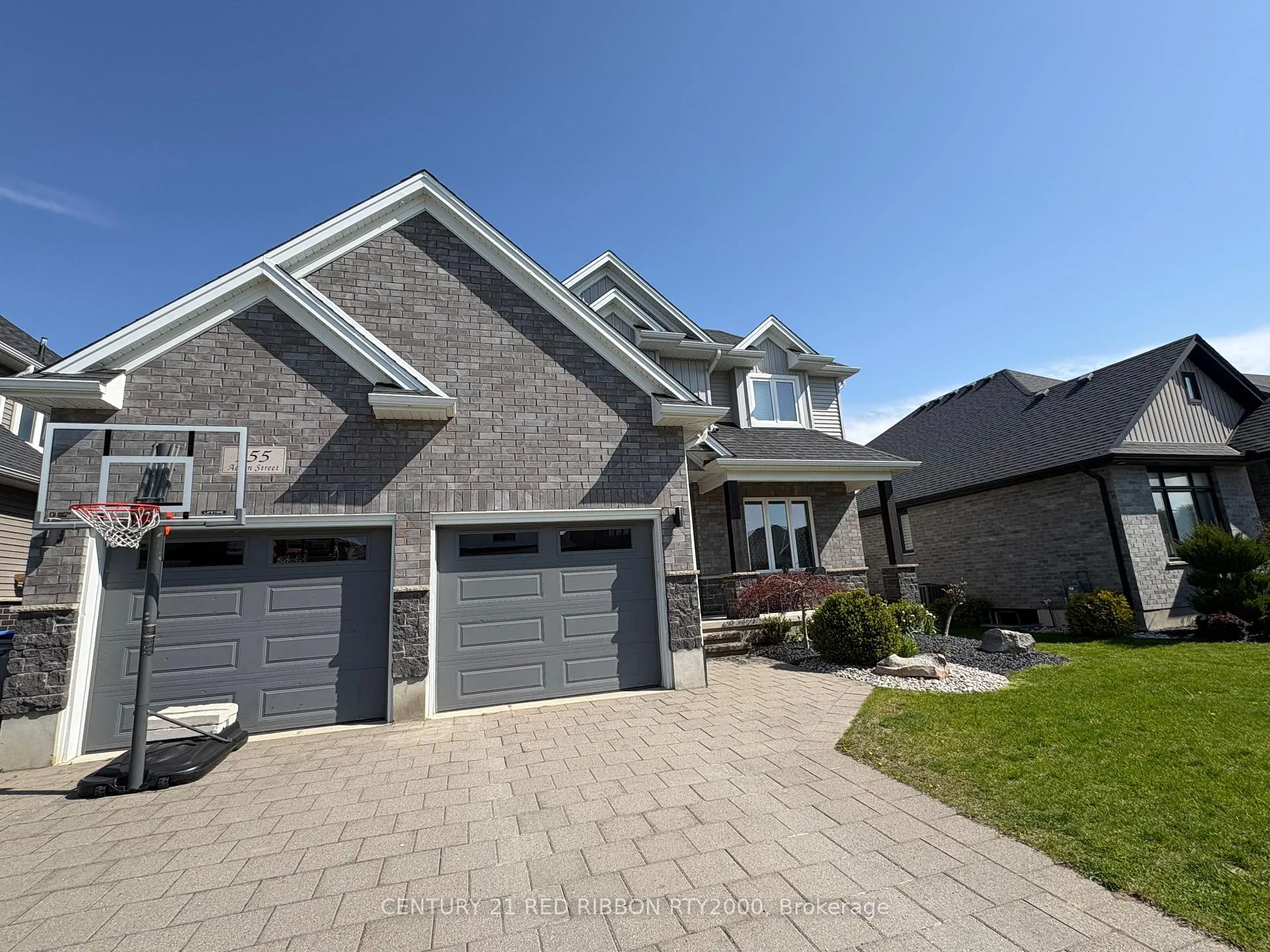 Photo 1 of 155 Acton Street, Strathroy-Caradoc, NE — HOMEH
