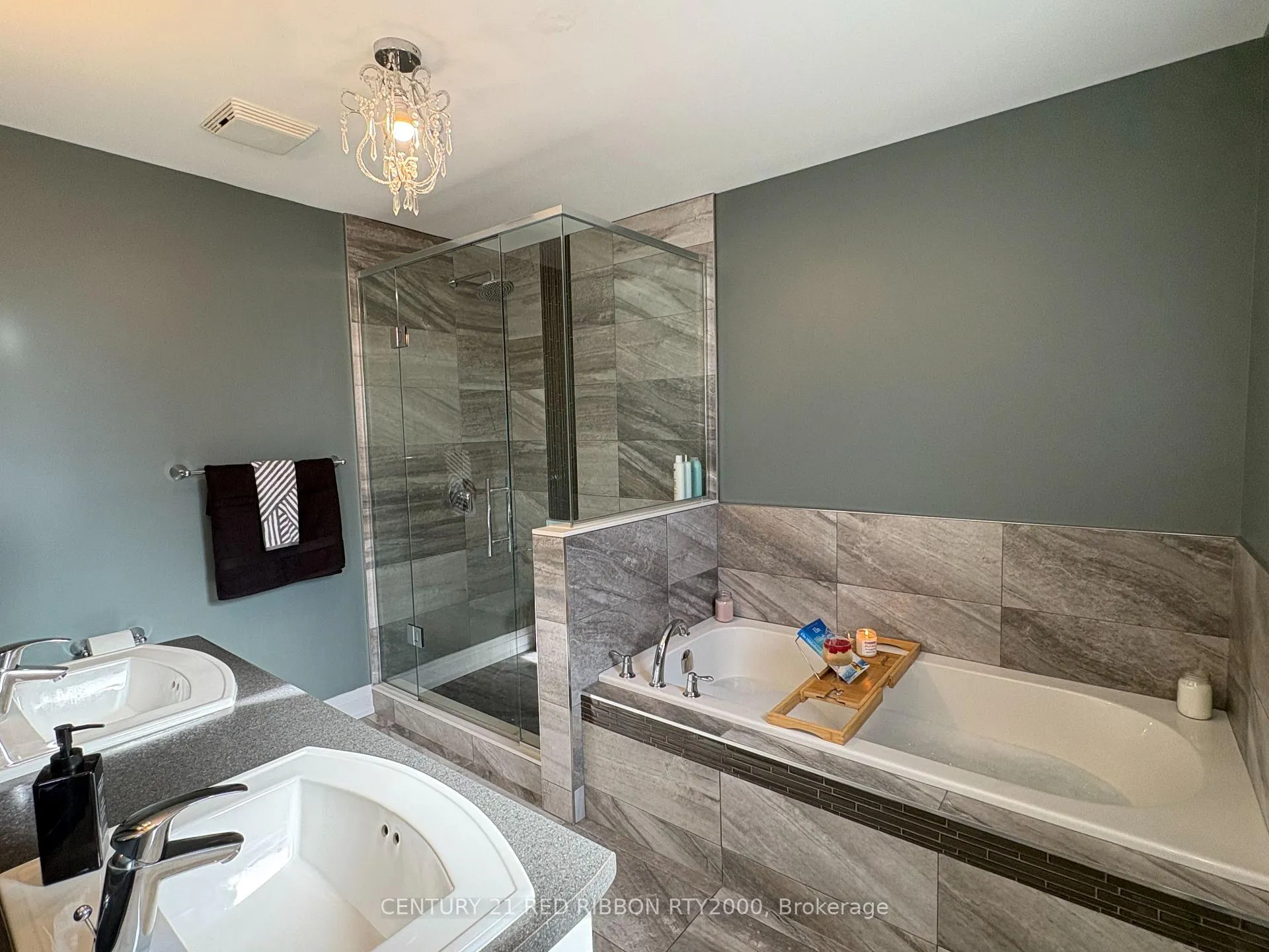 Photo 24 of 155 Acton Street, Strathroy-Caradoc, NE — HOMEH