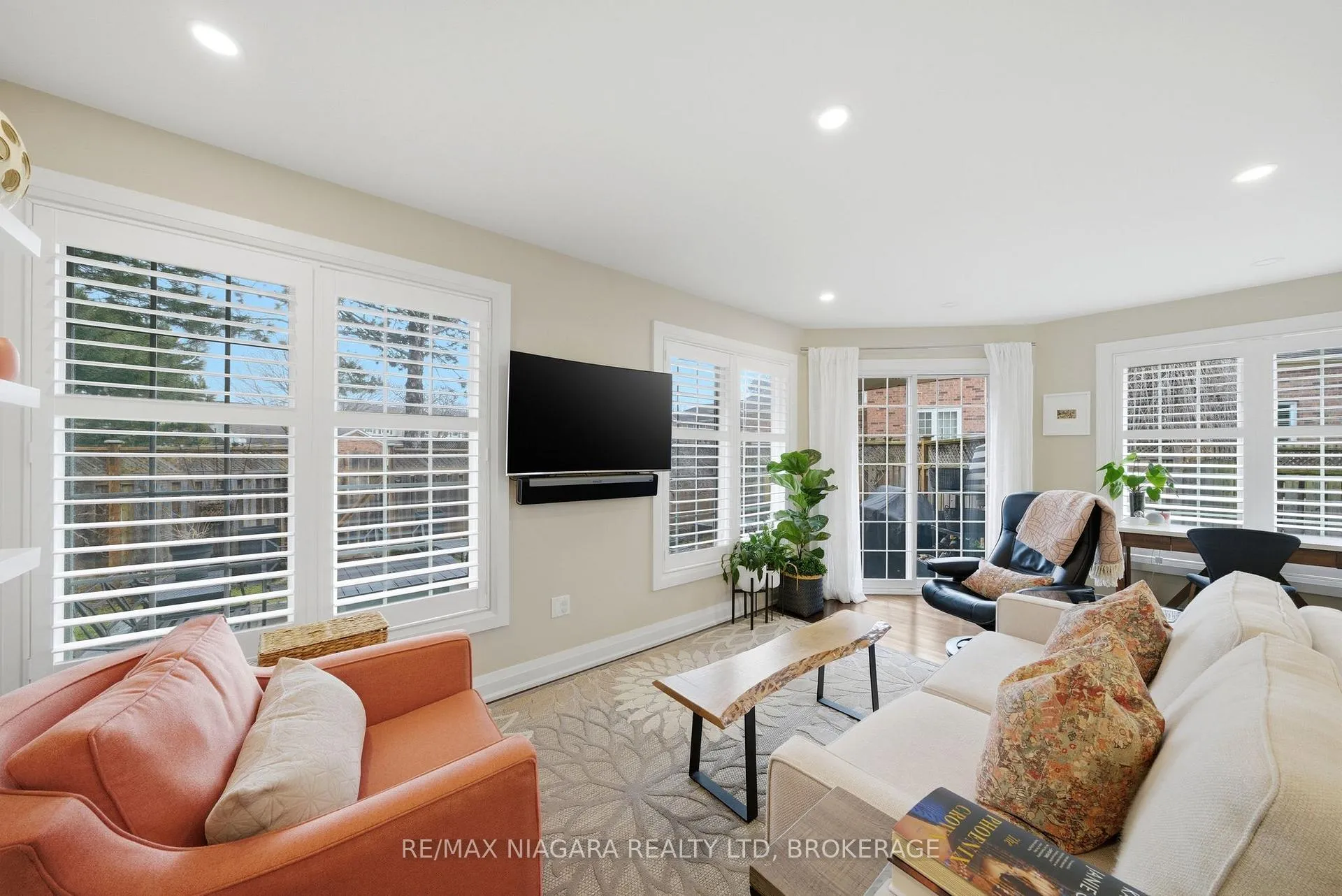 Photo 20 of Unit 21, 141 Welland Vale Road, St. Catharines, Grapeview — HOMEH
