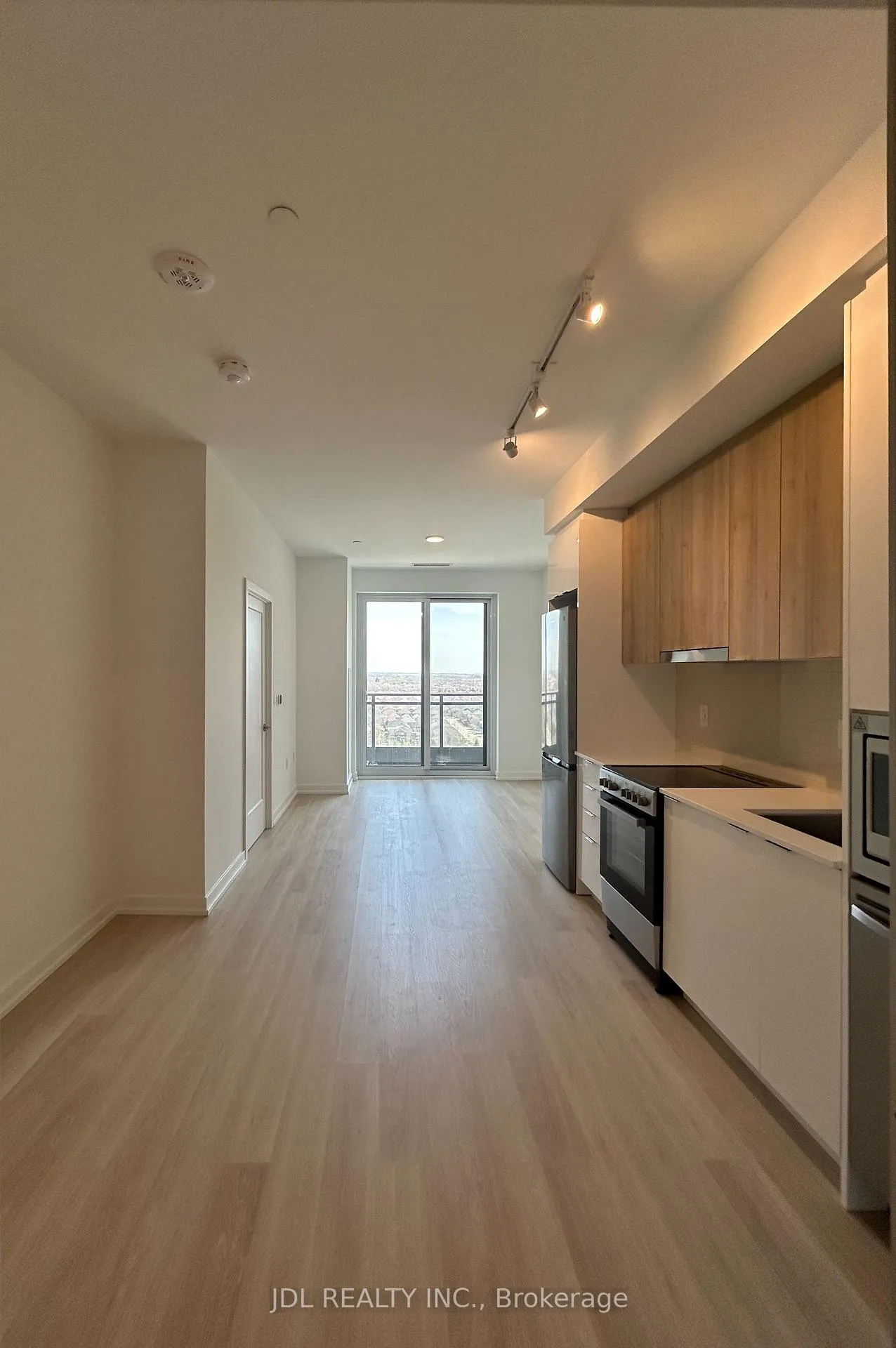 Photo 5 of Unit 1811, 9763 Markham Rd, Markham, Greensborough — HOMEH