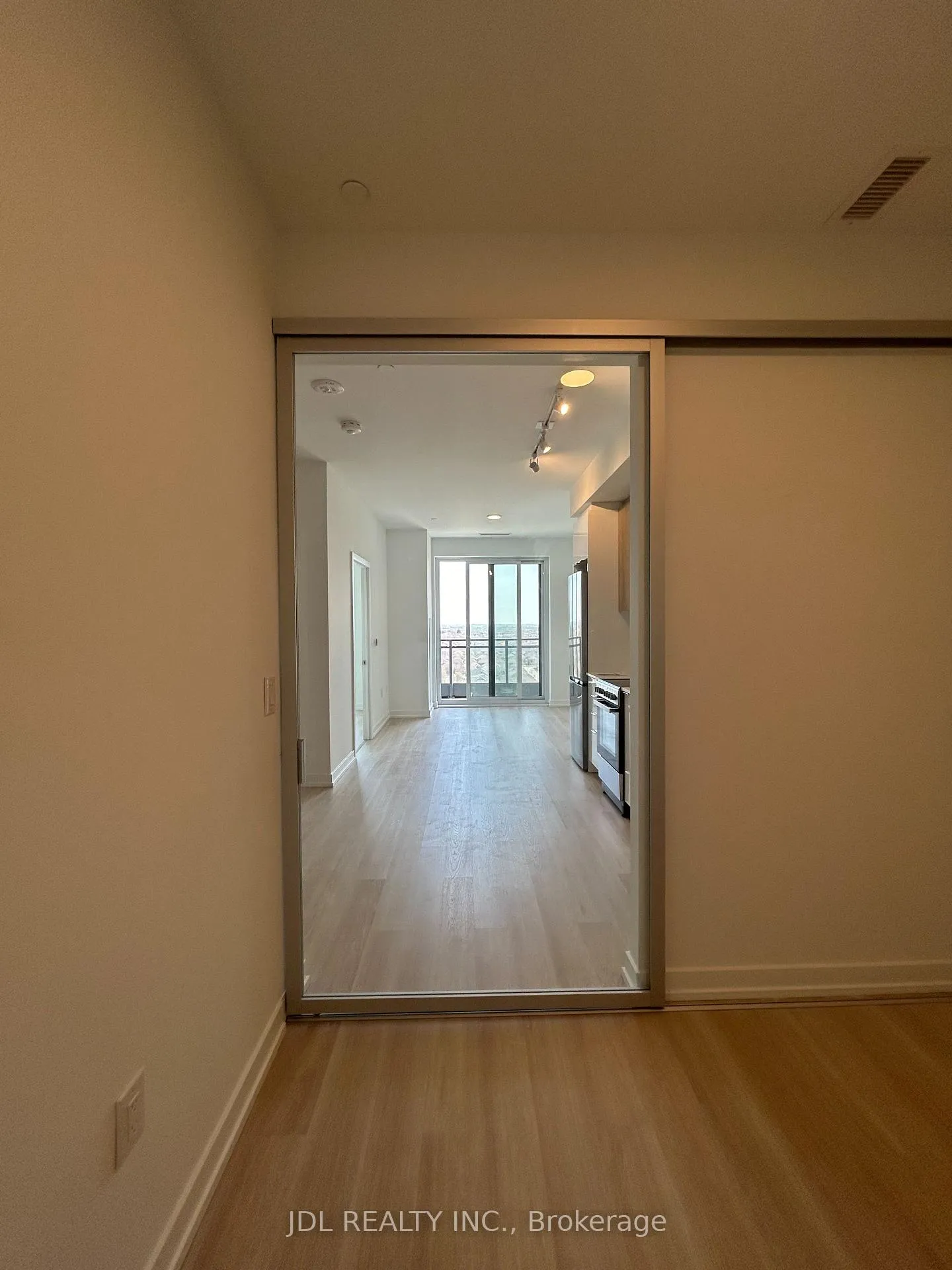 Photo 9 of Unit 1811, 9763 Markham Rd, Markham, Greensborough — HOMEH