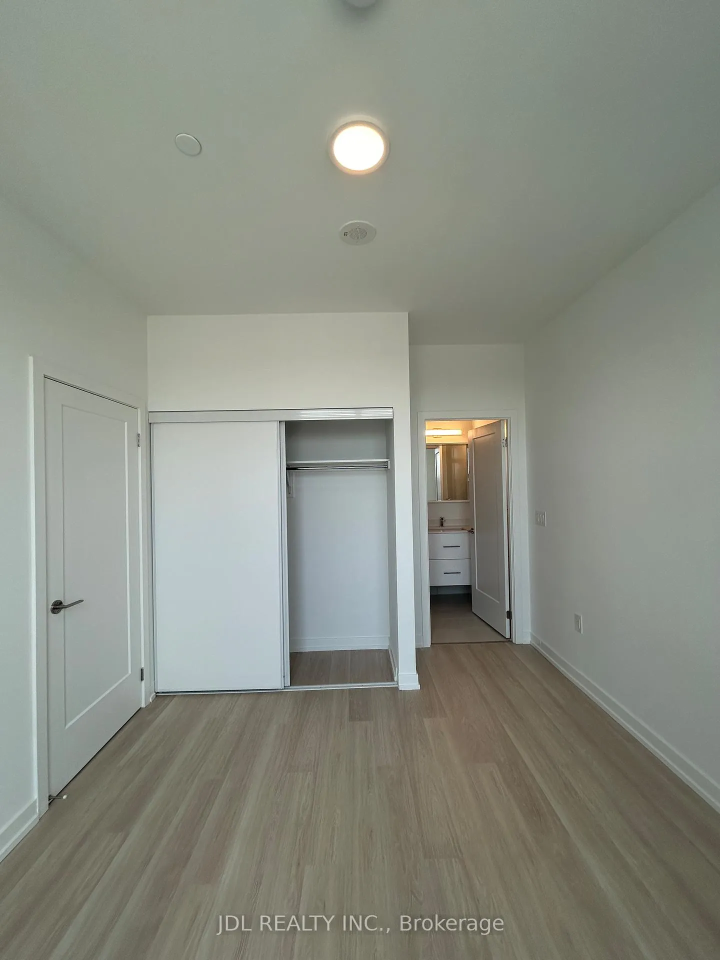 Photo 10 of Unit 1811, 9763 Markham Rd, Markham, Greensborough — HOMEH