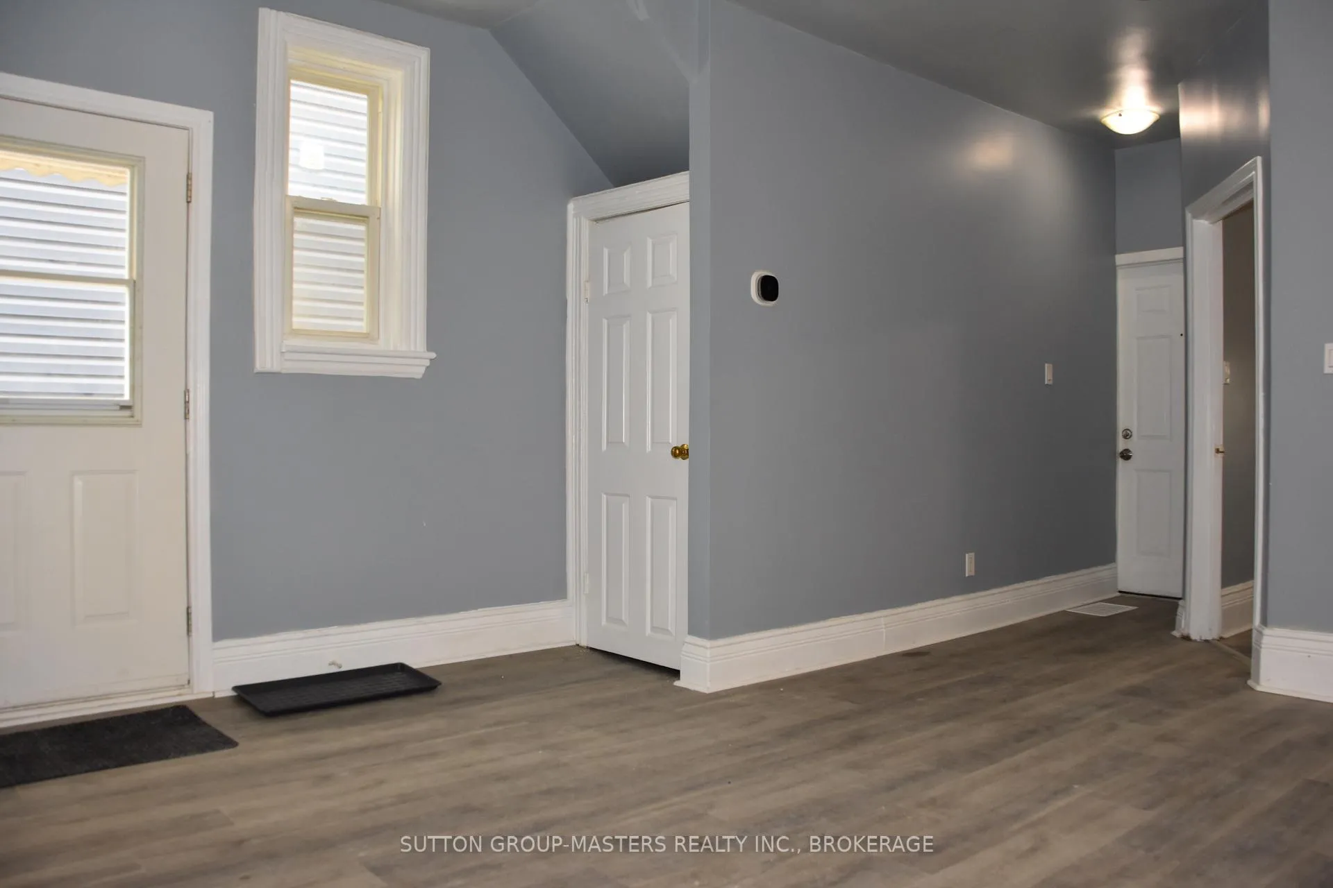 Photo 18 of 267 Bethune Street, Peterborough, Town Ward 3 — HOMEH