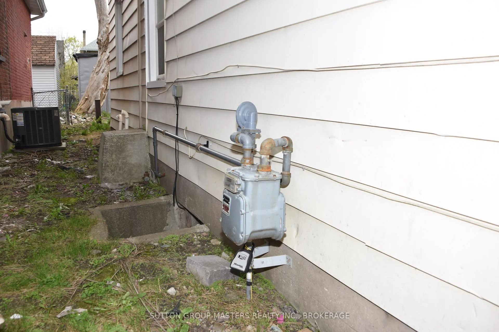 Photo 35 of 267 Bethune Street, Peterborough, Town Ward 3 — HOMEH