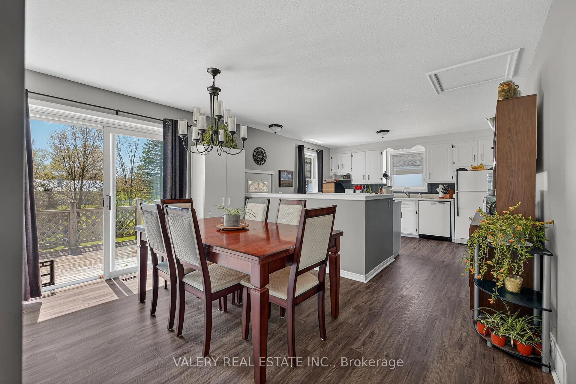 Photo 7 of 325 Grandview Avenue, Wilmot — HOMEH