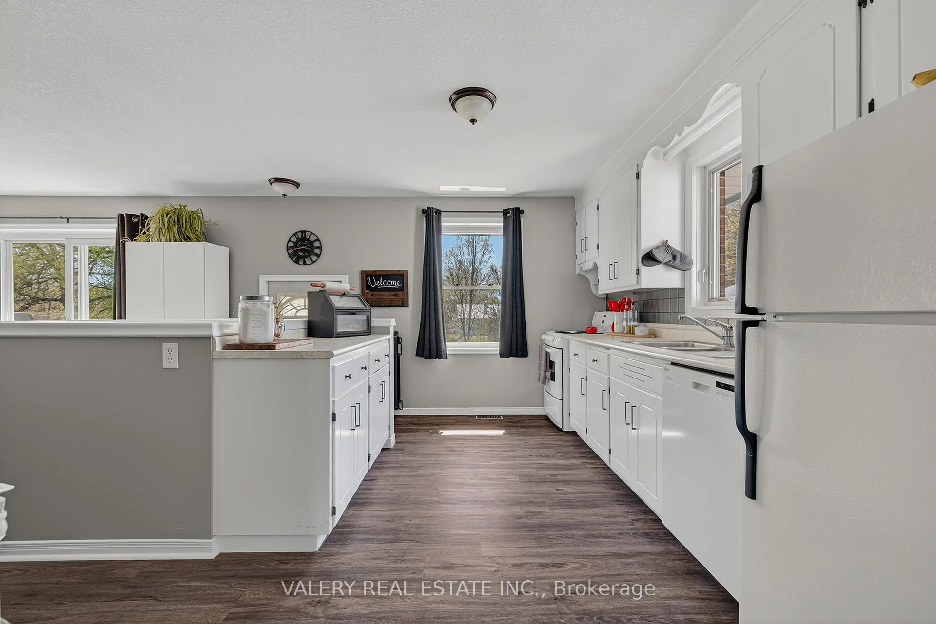 Photo 8 of 325 Grandview Avenue, Wilmot — HOMEH