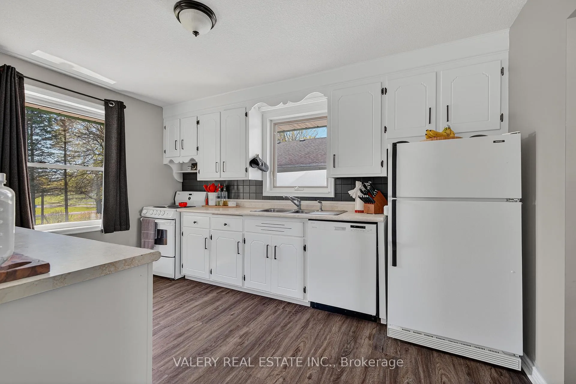Photo 9 of 325 Grandview Avenue, Wilmot — HOMEH