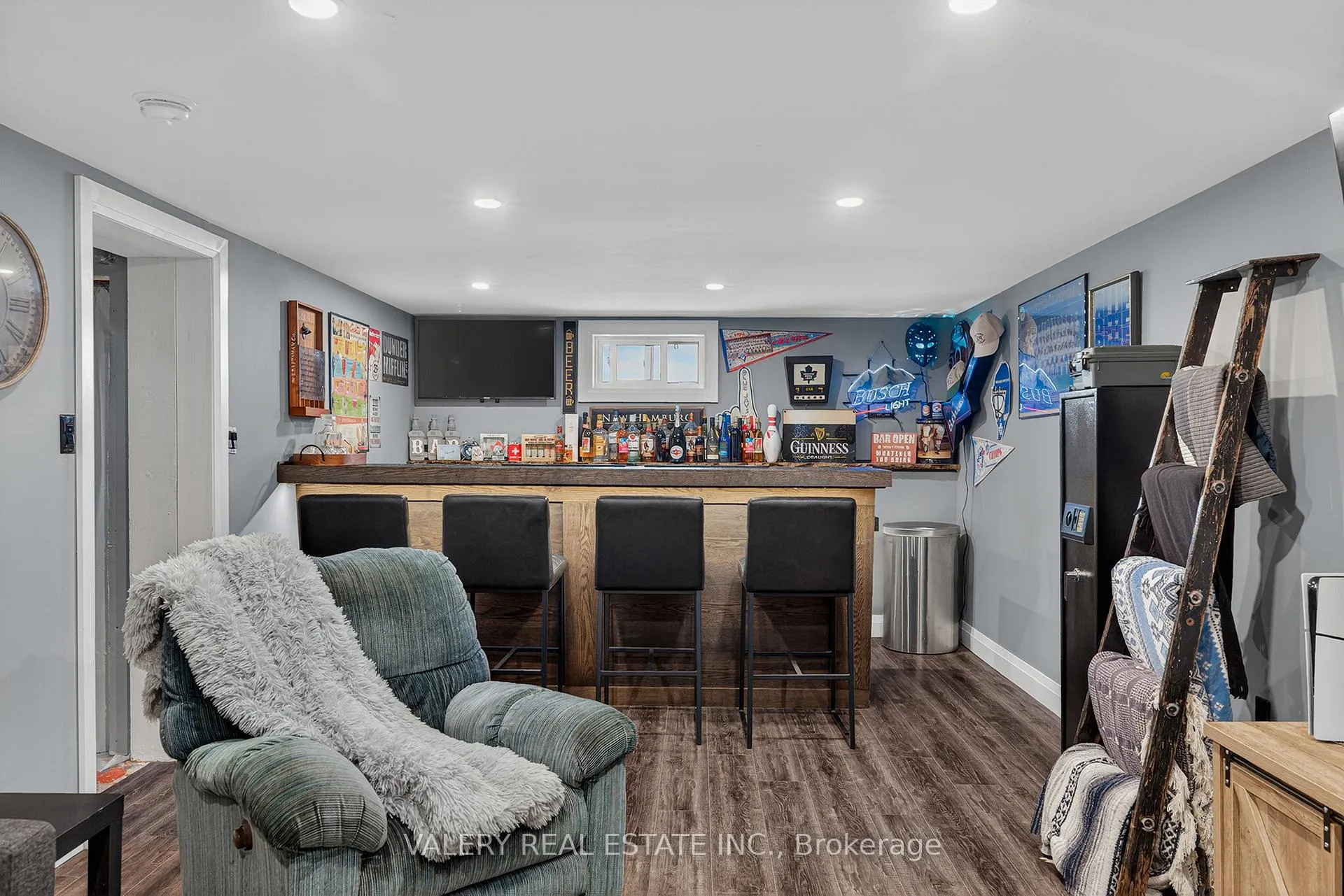Photo 20 of 325 Grandview Avenue, Wilmot — HOMEH