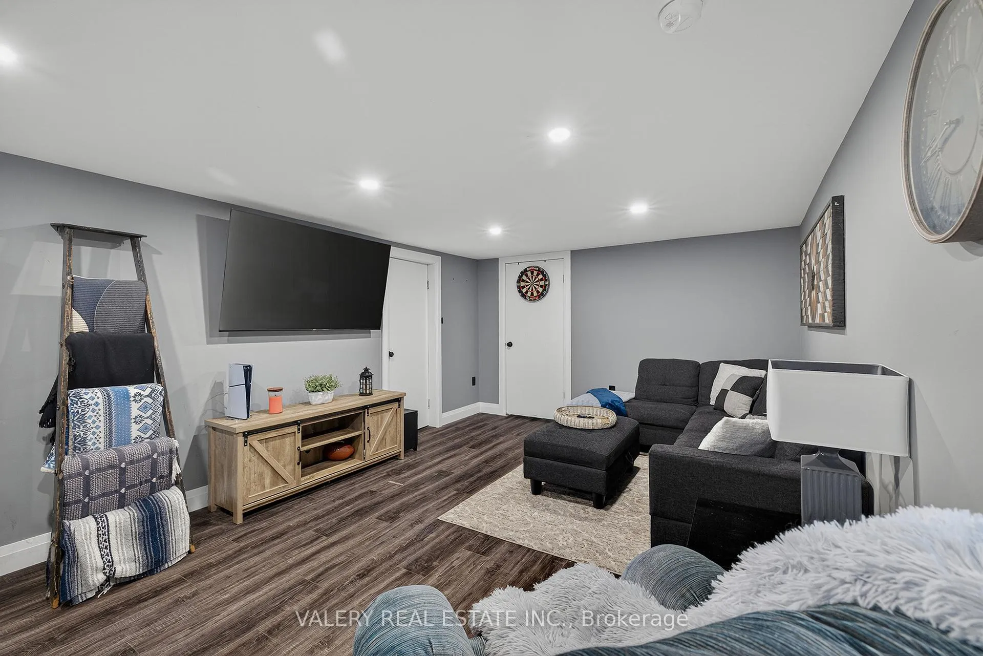 Photo 21 of 325 Grandview Avenue, Wilmot — HOMEH