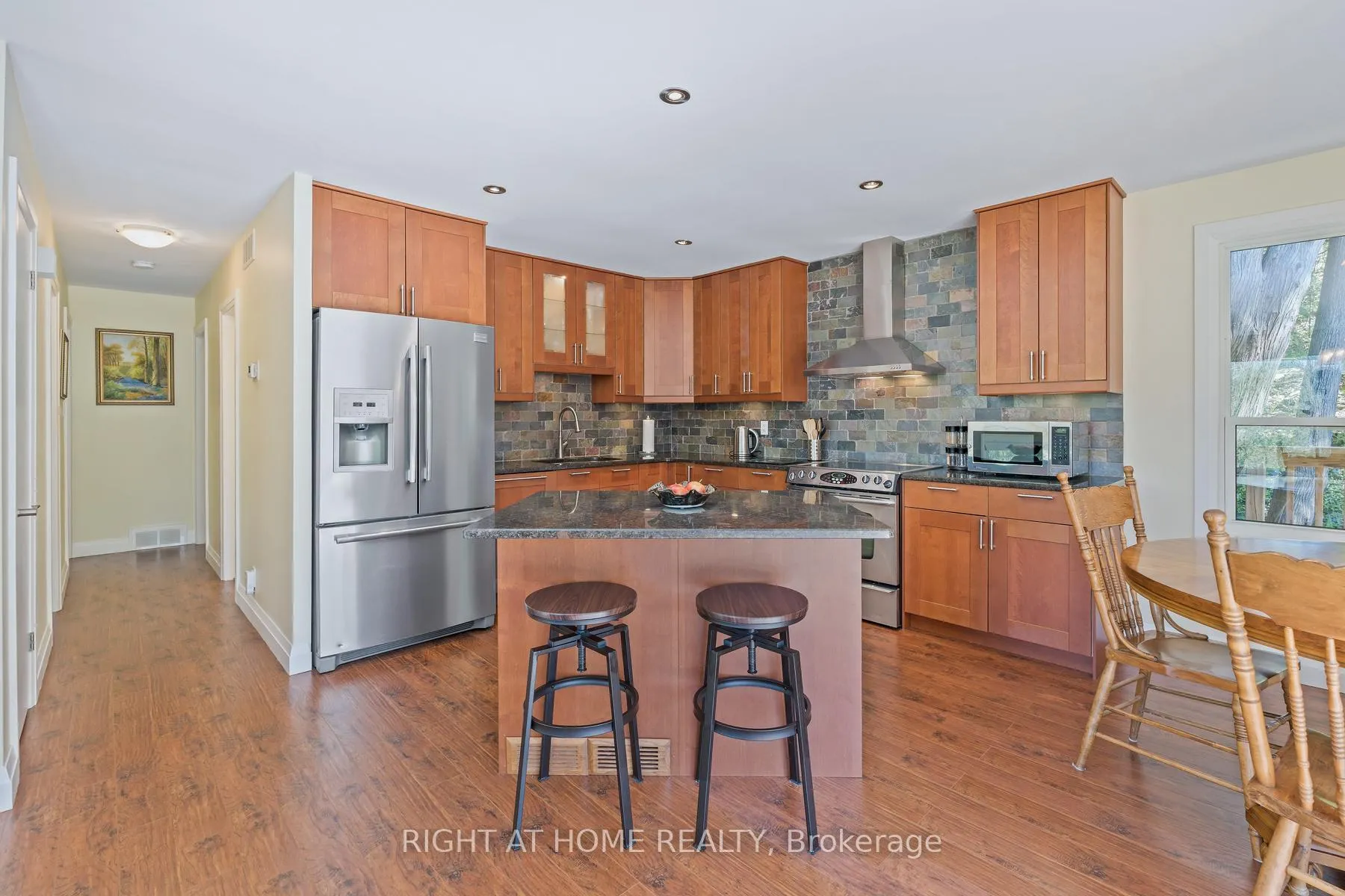 Photo 14 of 68 Ewing Street, Halton Hills, Georgetown — HOMEH