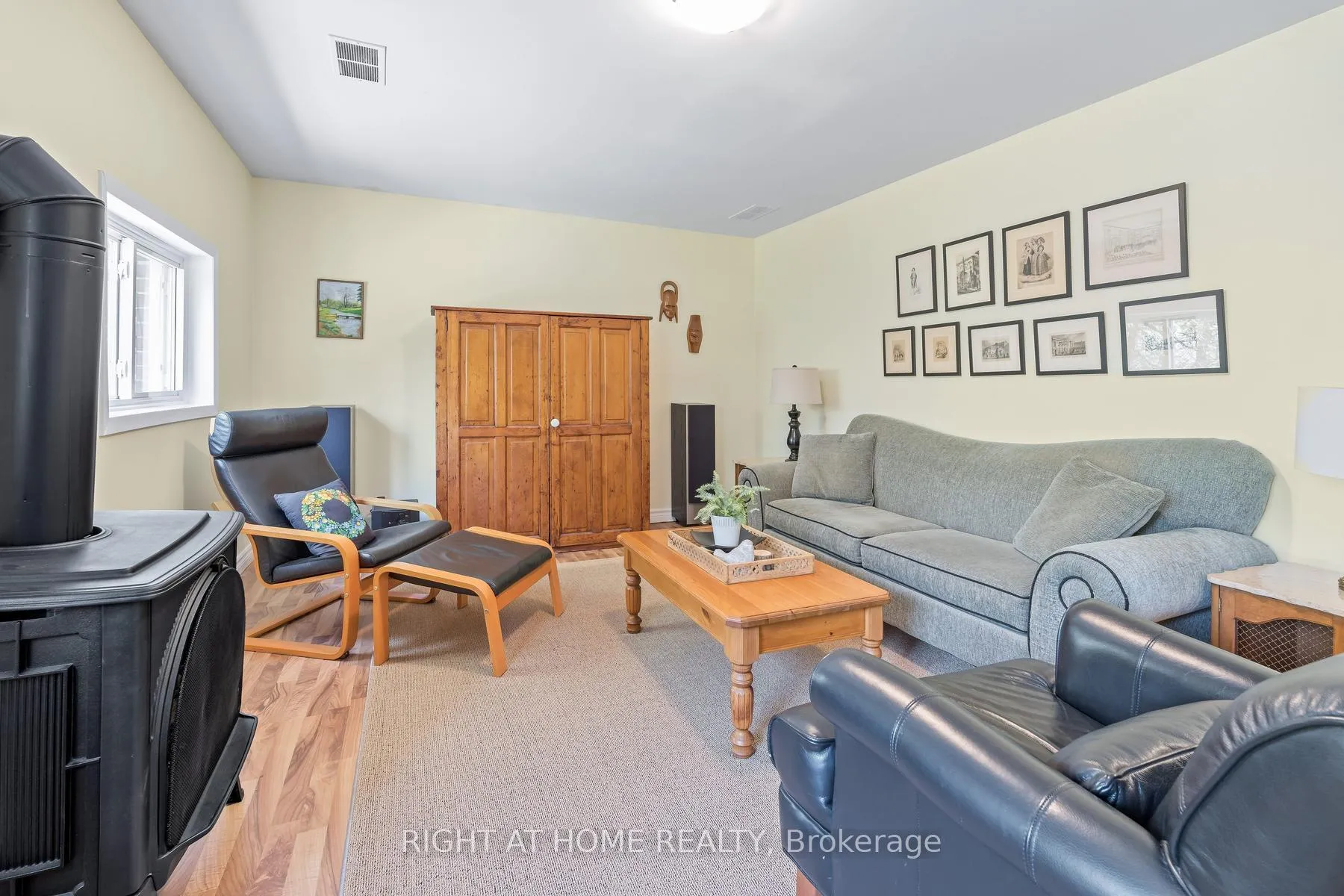 Photo 28 of 68 Ewing Street, Halton Hills, Georgetown — HOMEH
