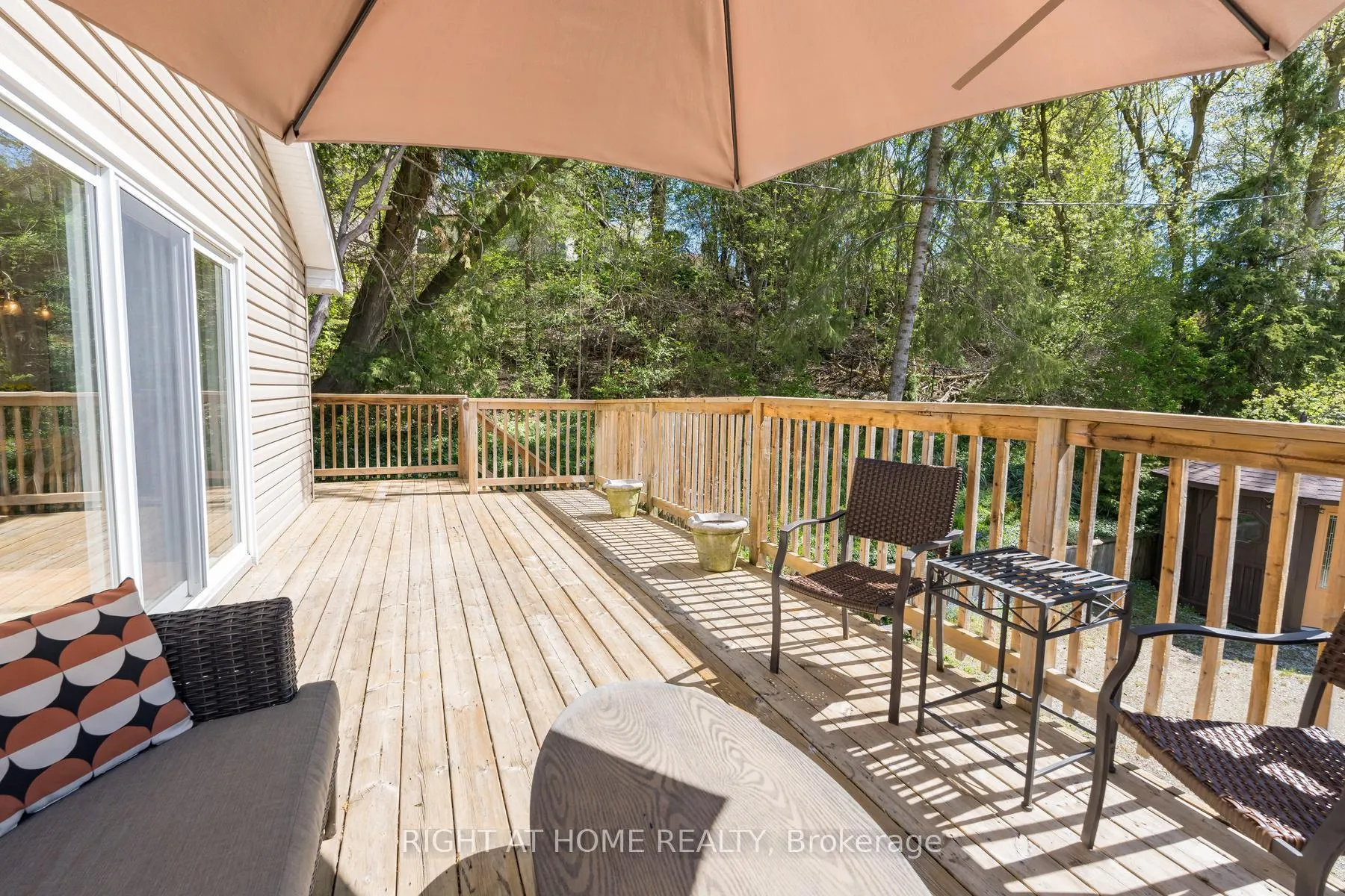 Photo 36 of 68 Ewing Street, Halton Hills, Georgetown — HOMEH