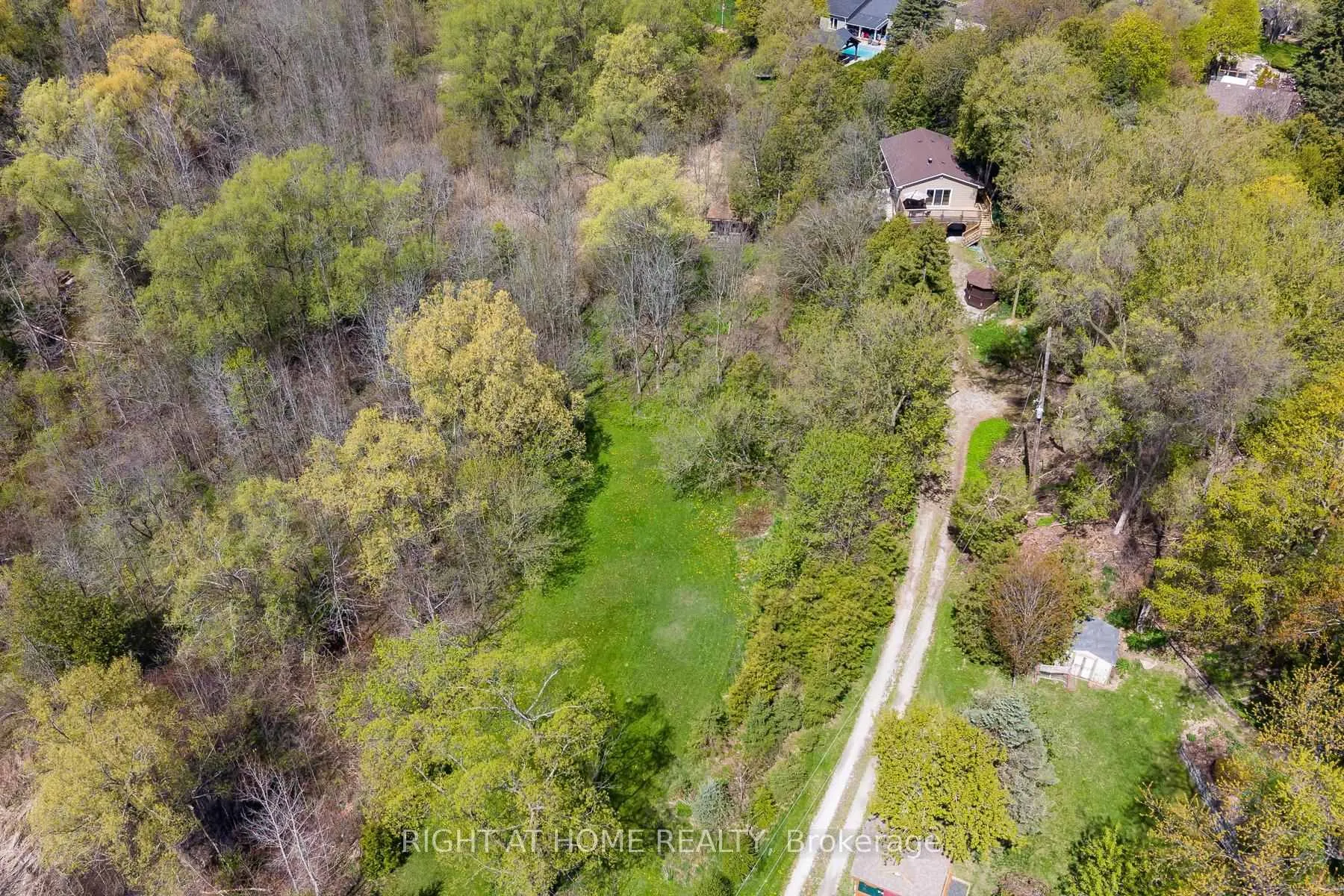 Photo 44 of 68 Ewing Street, Halton Hills, Georgetown — HOMEH
