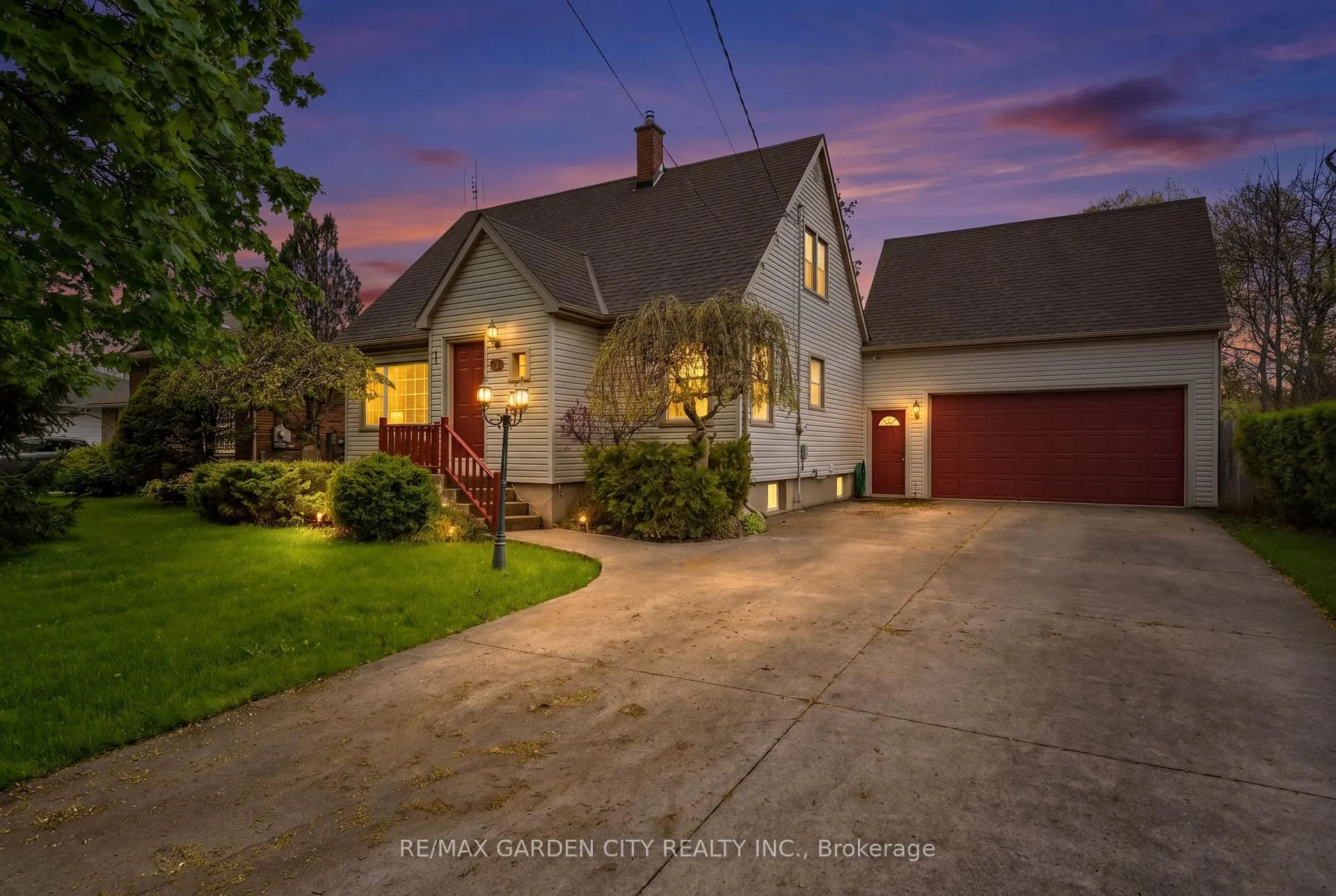 Photo 1 of 23 Northdale Drive, St. Catharines, Vine/Linwell — HOMEH