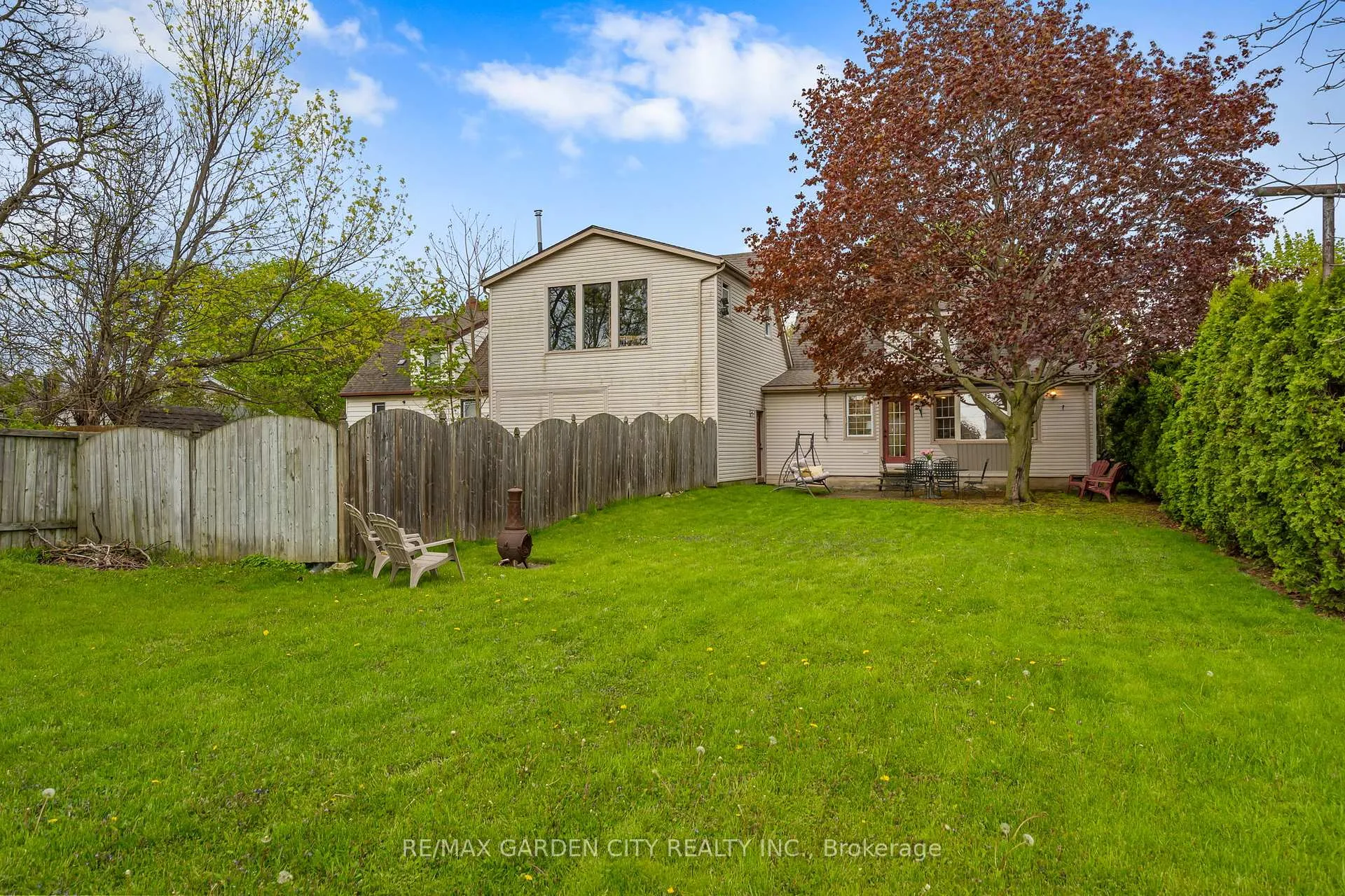 Photo 25 of 23 Northdale Drive, St. Catharines, Vine/Linwell — HOMEH