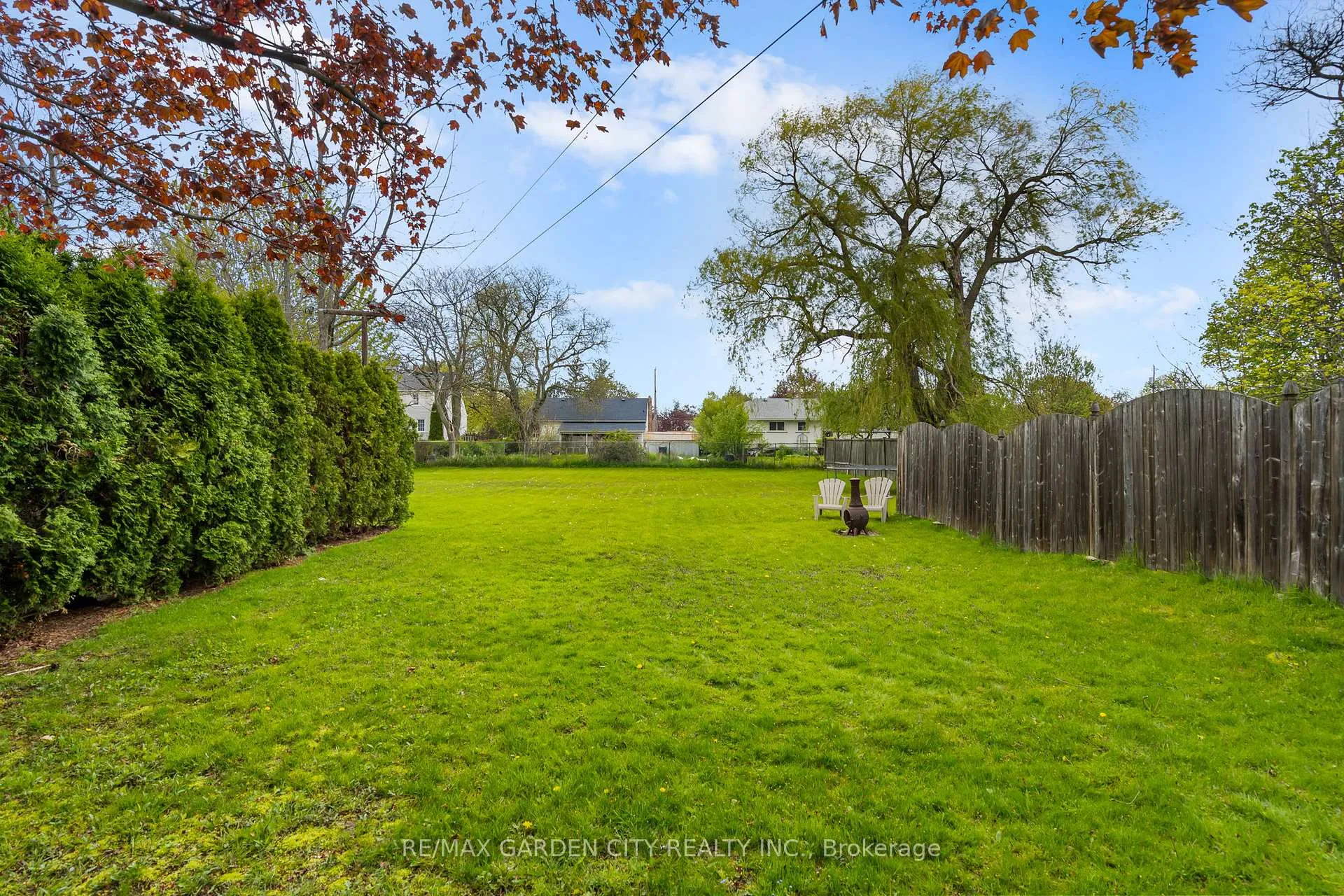 Photo 27 of 23 Northdale Drive, St. Catharines, Vine/Linwell — HOMEH