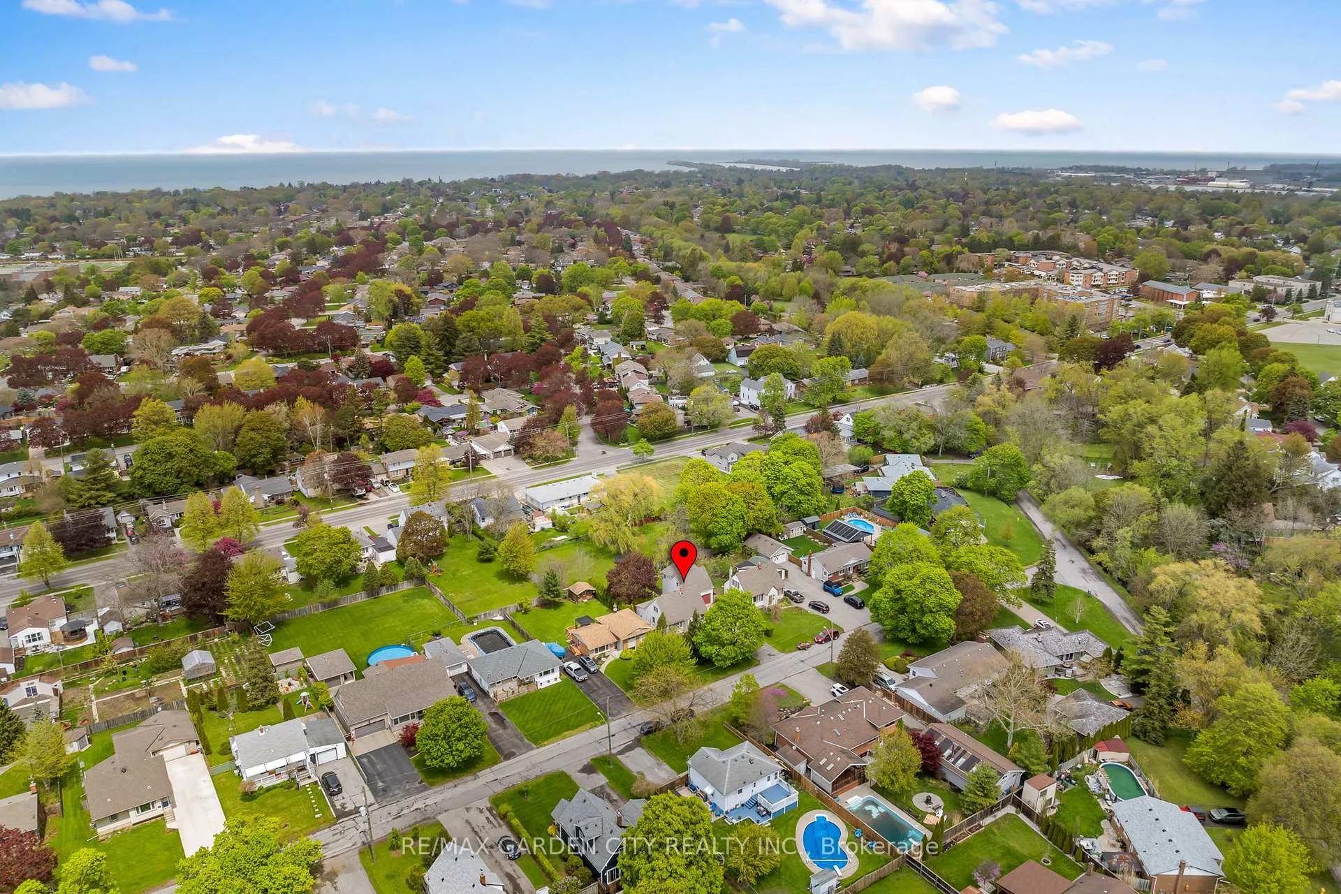 Photo 35 of 23 Northdale Drive, St. Catharines, Vine/Linwell — HOMEH