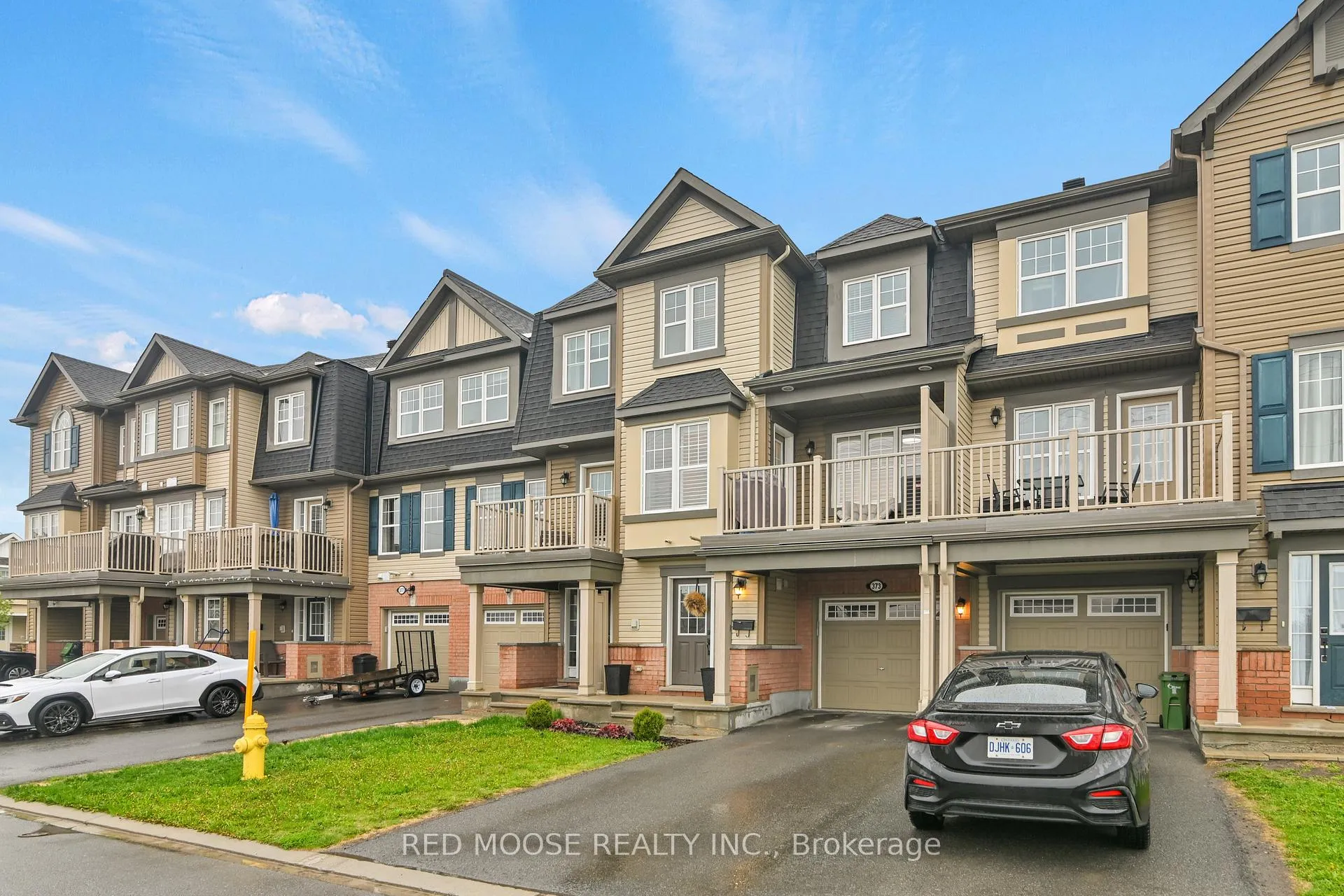 Photo 2 of 373 Sweetfern Crescent, Ottawa, Avalon West — HOMEH