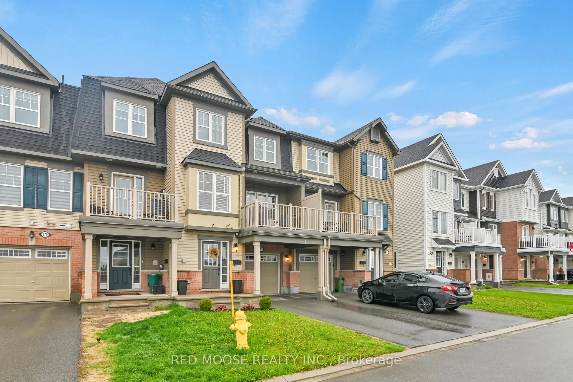 Photo 3 of 373 Sweetfern Crescent, Ottawa, Avalon West — HOMEH
