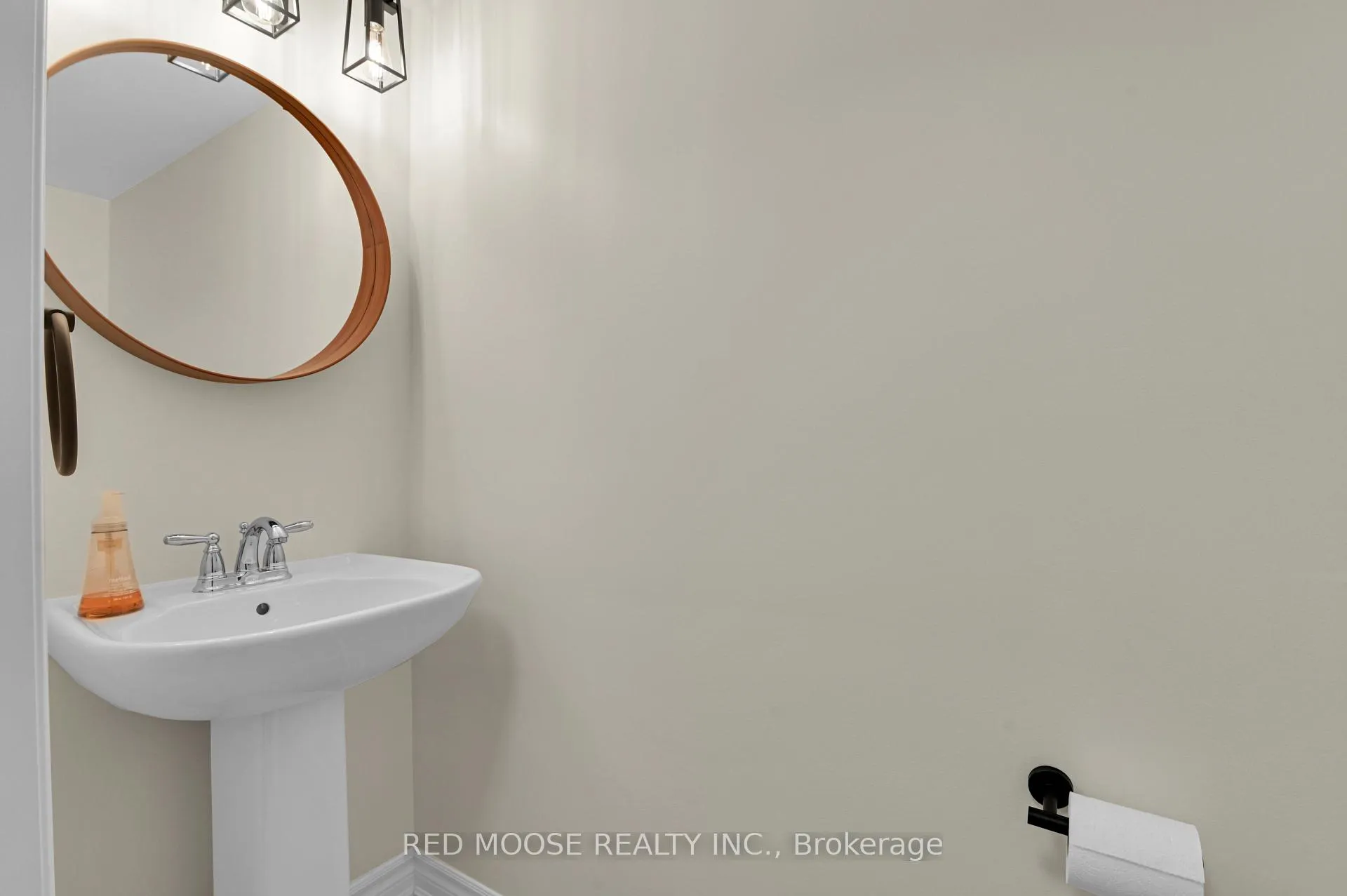 Photo 9 of 373 Sweetfern Crescent, Ottawa, Avalon West — HOMEH