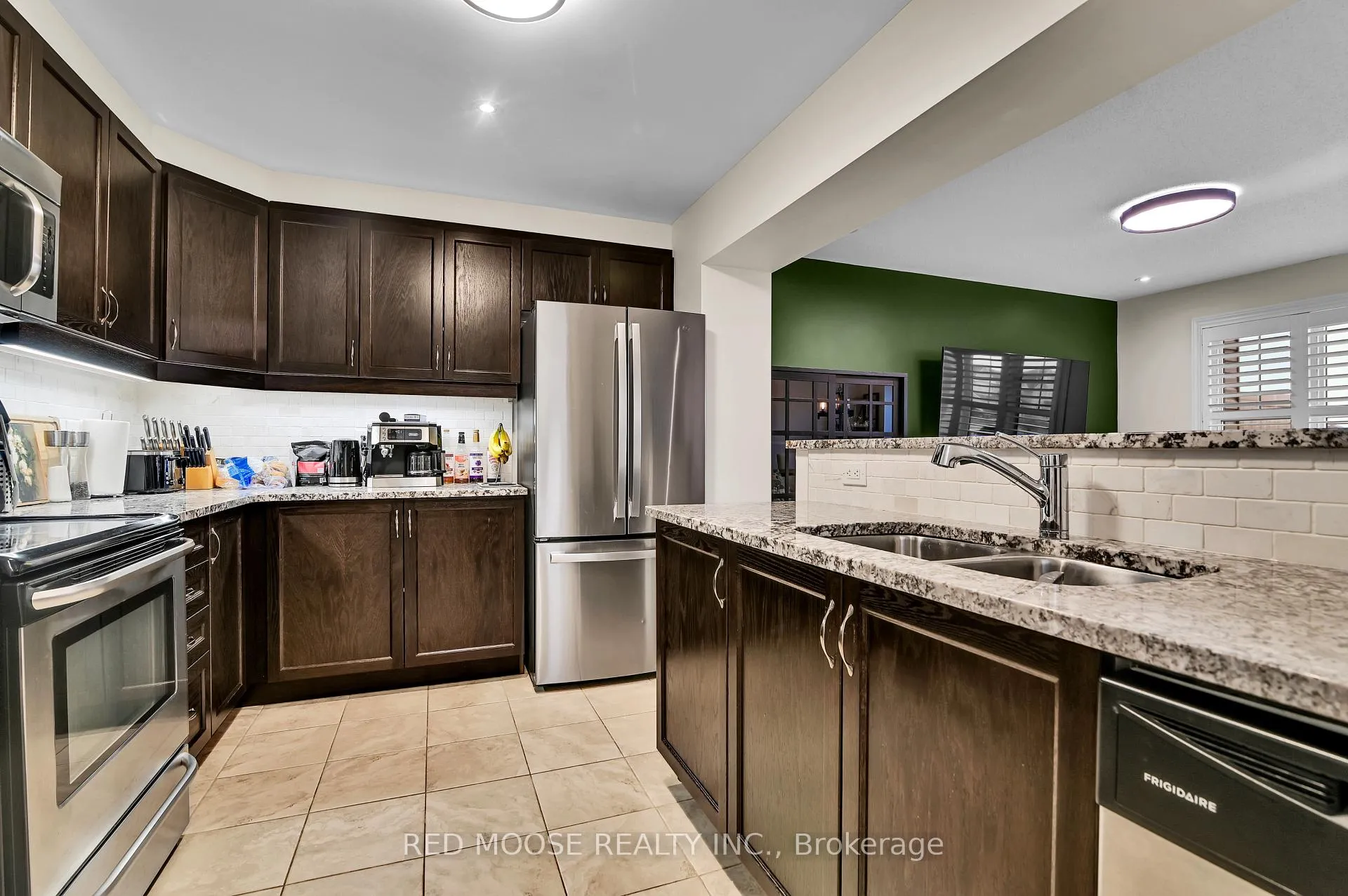 Photo 12 of 373 Sweetfern Crescent, Ottawa, Avalon West — HOMEH