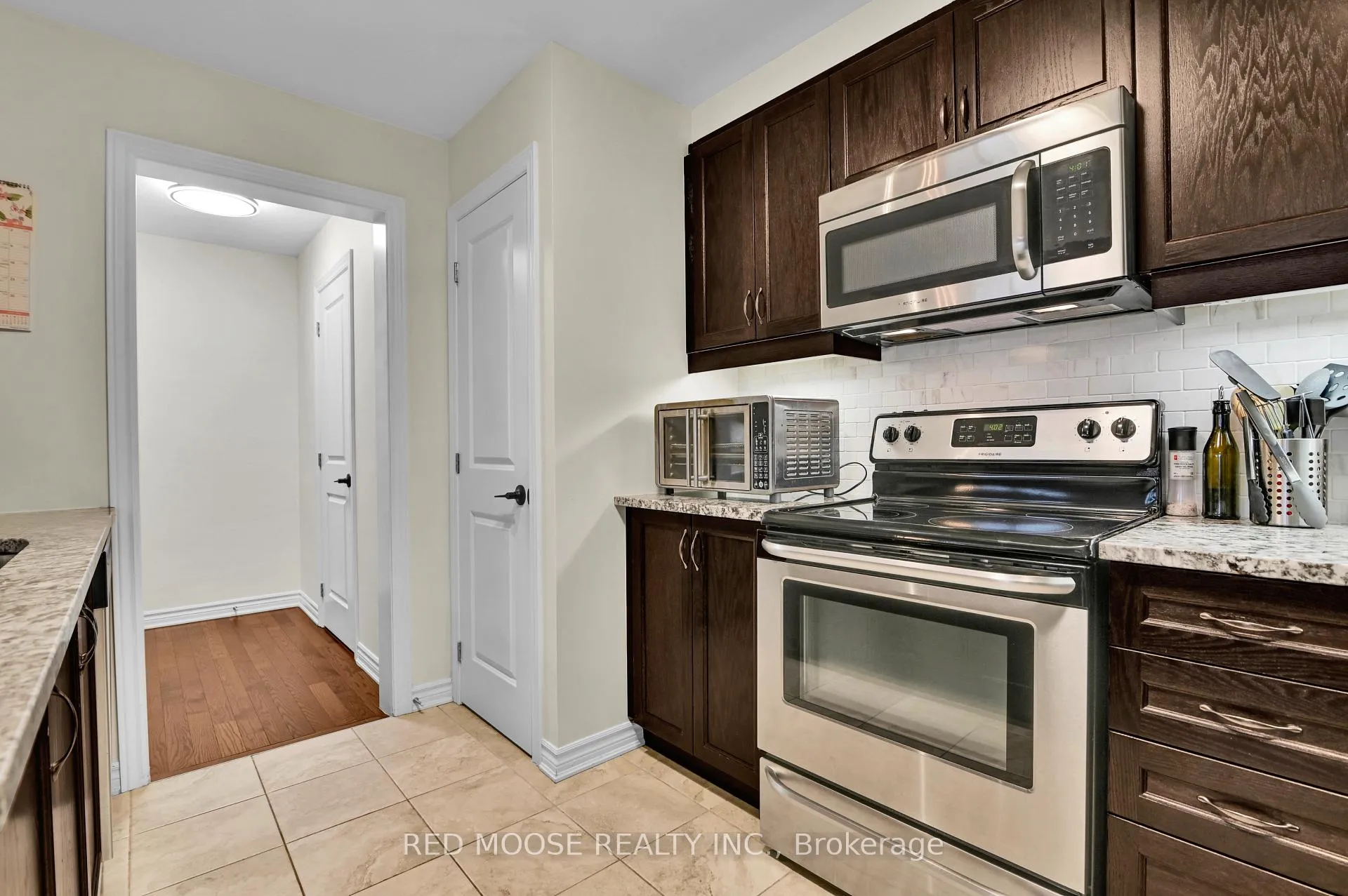 Photo 14 of 373 Sweetfern Crescent, Ottawa, Avalon West — HOMEH