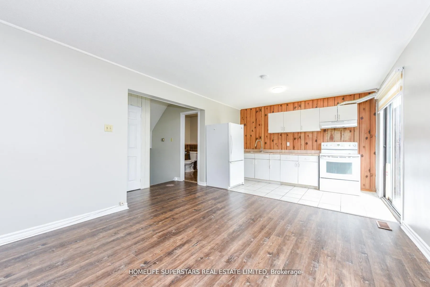 Photo 14 of 306 Royal Salisbury Way, Brampton, Madoc — HOMEH
