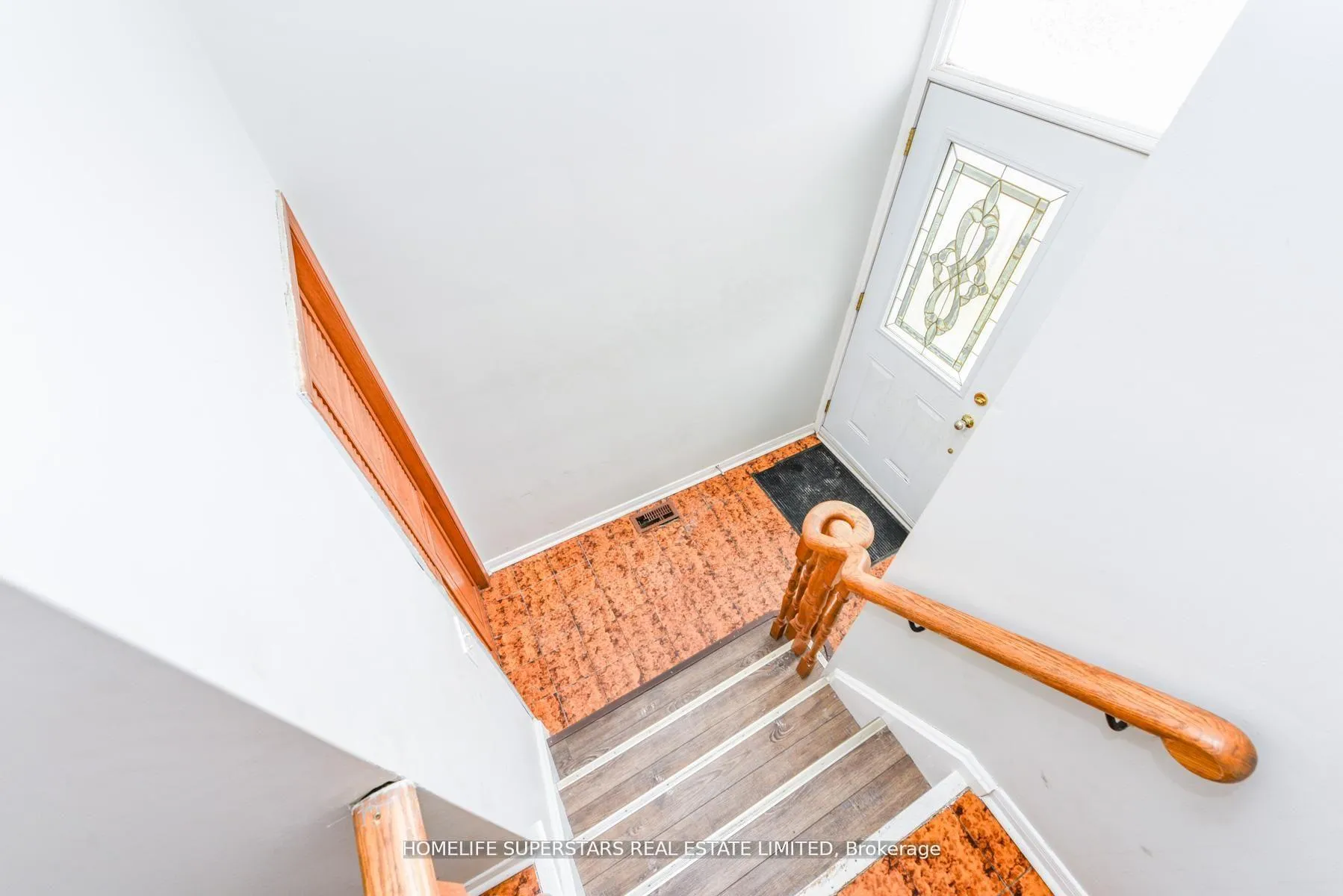 Photo 20 of 306 Royal Salisbury Way, Brampton, Madoc — HOMEH