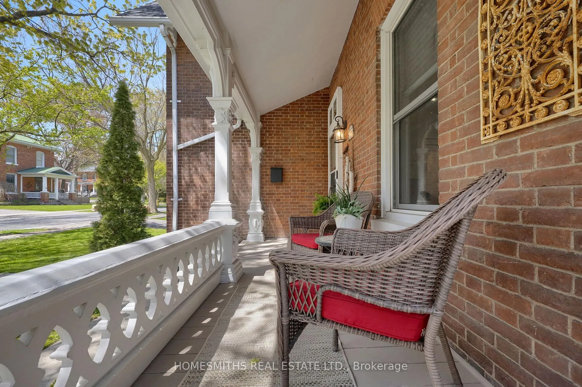 Photo 3 of 67 Centre Street, Clarington, Bowmanville — HOMEH