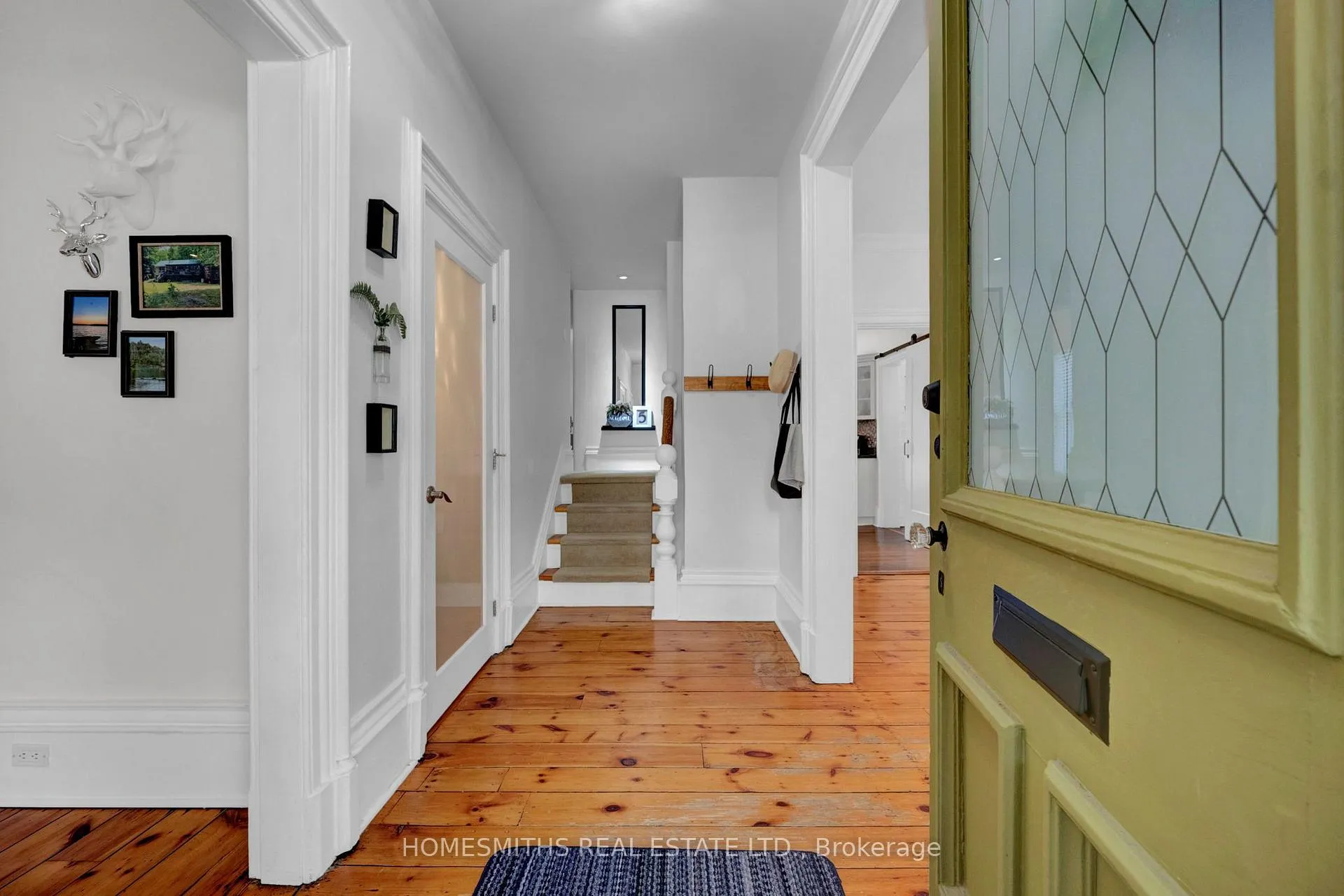 Photo 4 of 67 Centre Street, Clarington, Bowmanville — HOMEH