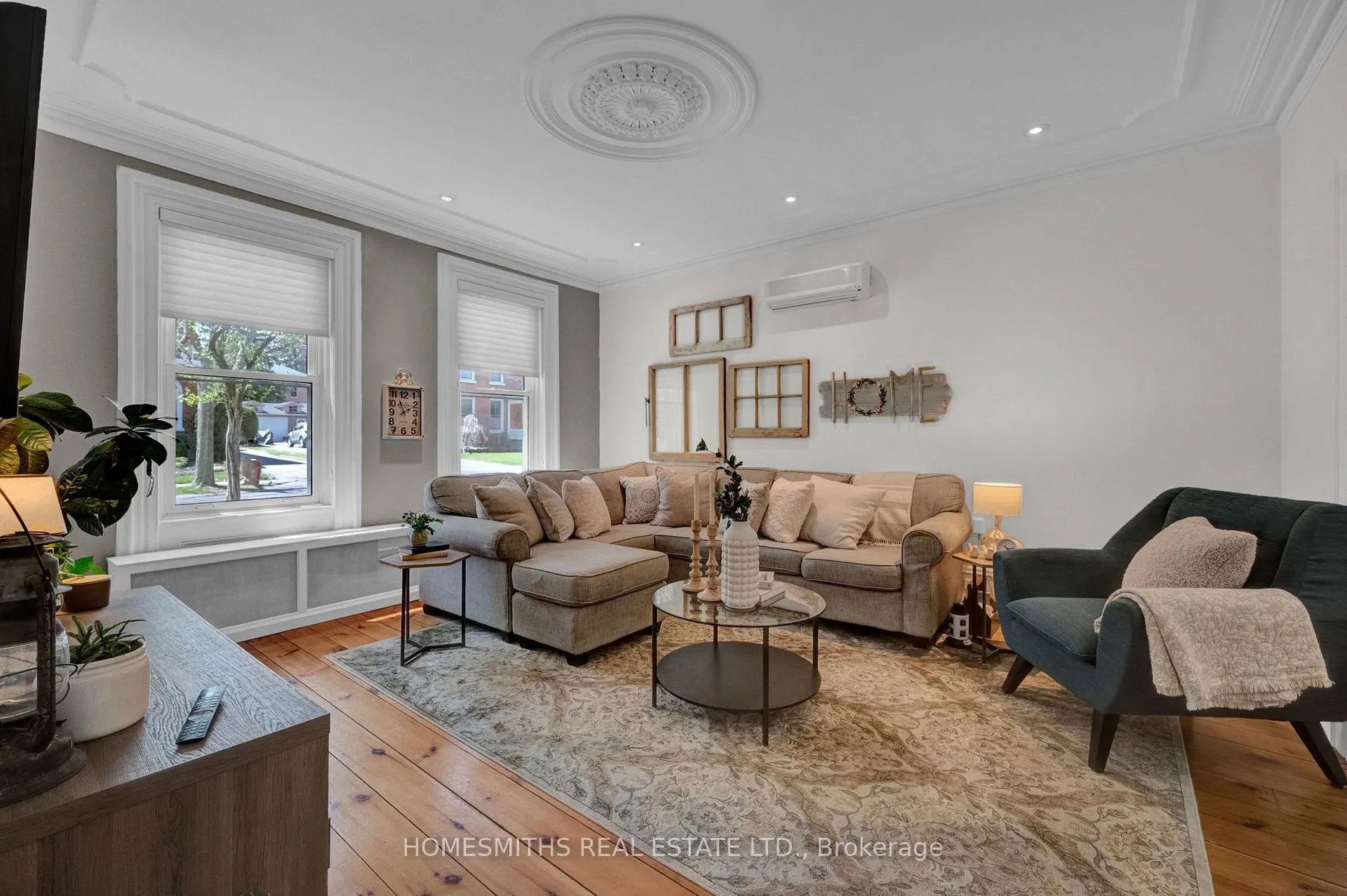 Photo 8 of 67 Centre Street, Clarington, Bowmanville — HOMEH