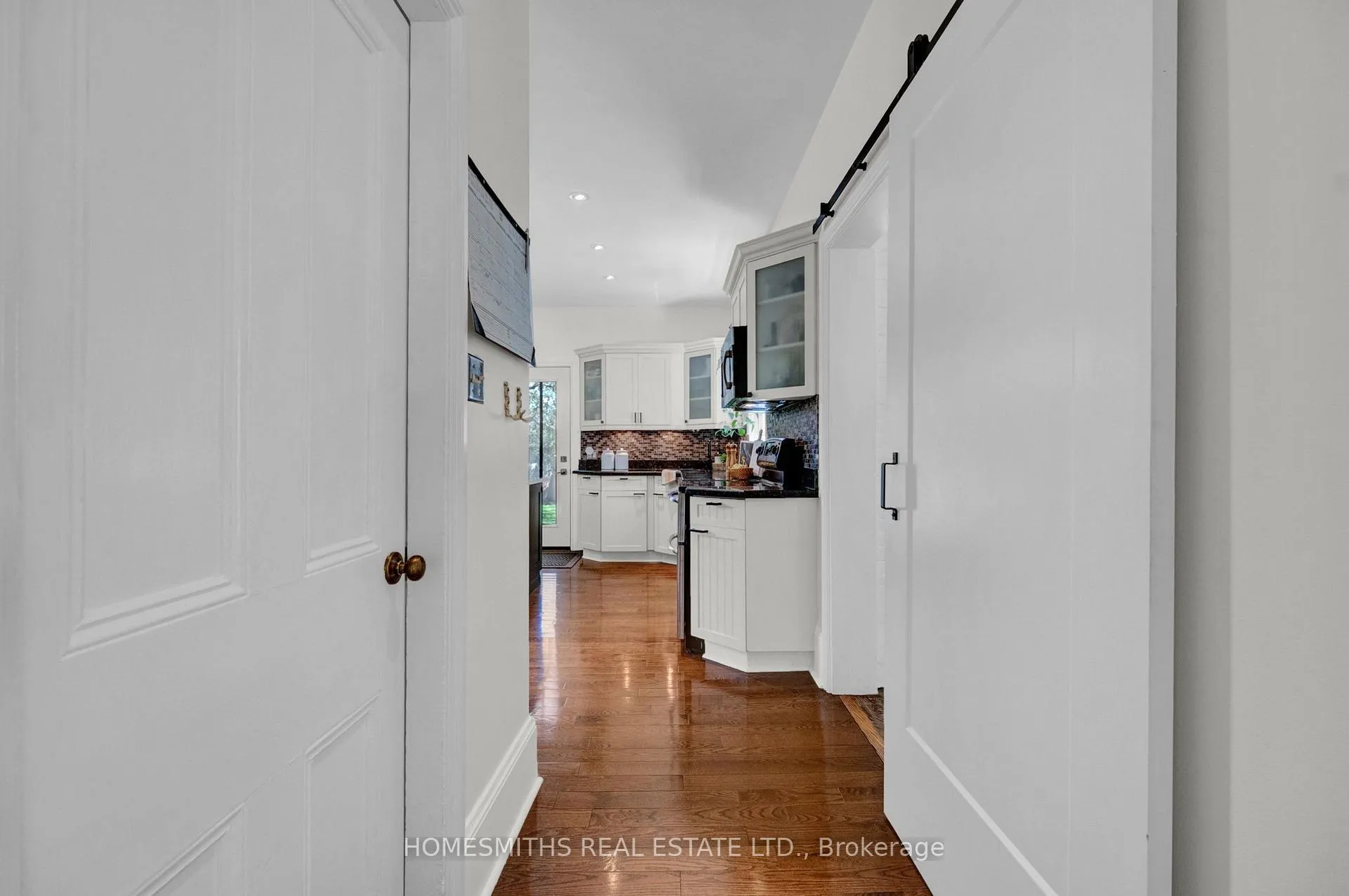 Photo 18 of 67 Centre Street, Clarington, Bowmanville — HOMEH