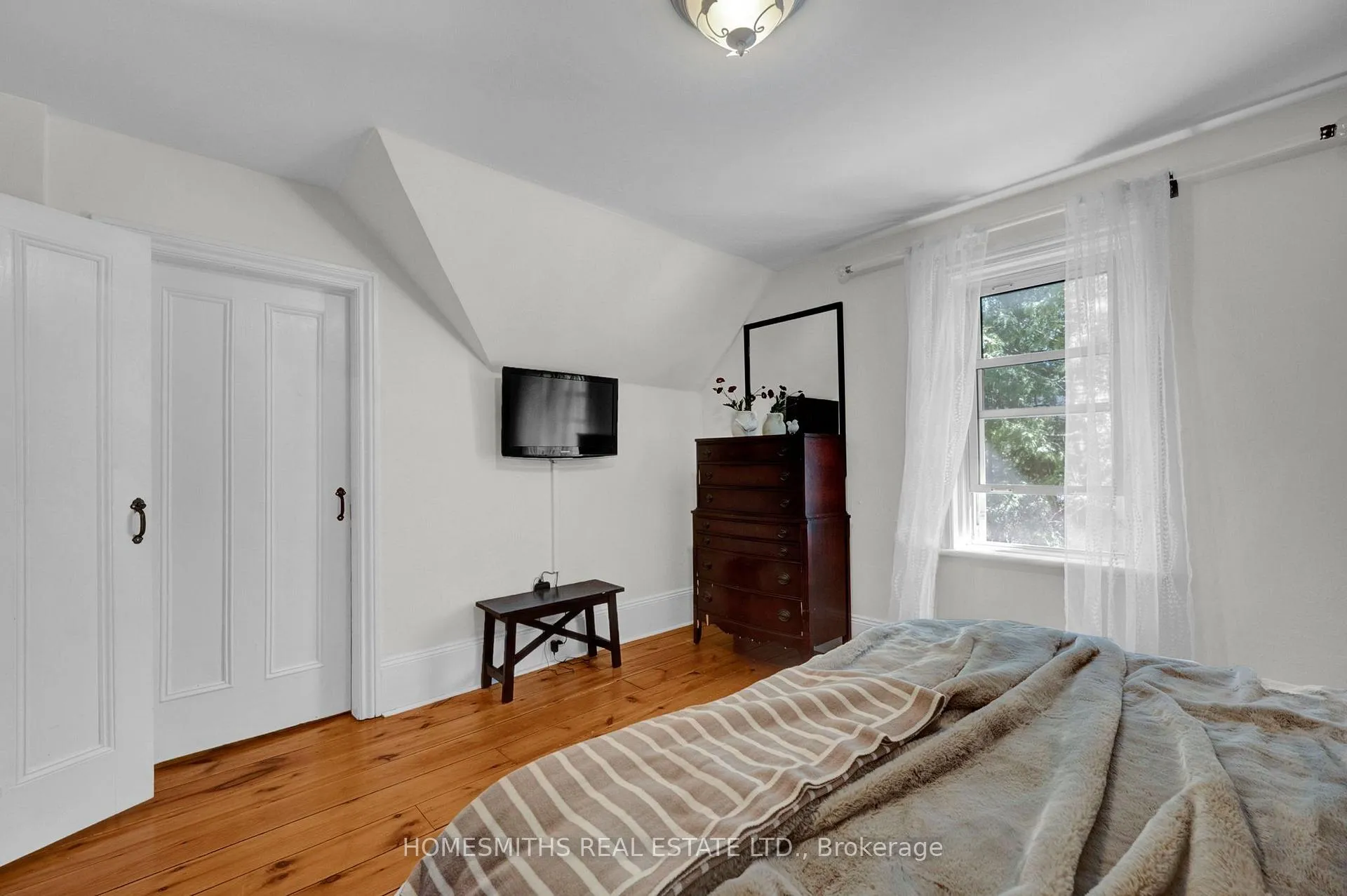 Photo 34 of 67 Centre Street, Clarington, Bowmanville — HOMEH