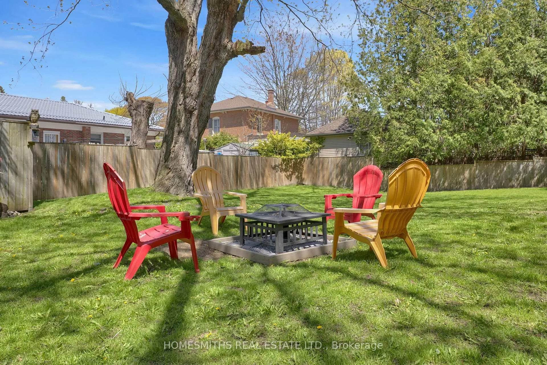Photo 45 of 67 Centre Street, Clarington, Bowmanville — HOMEH