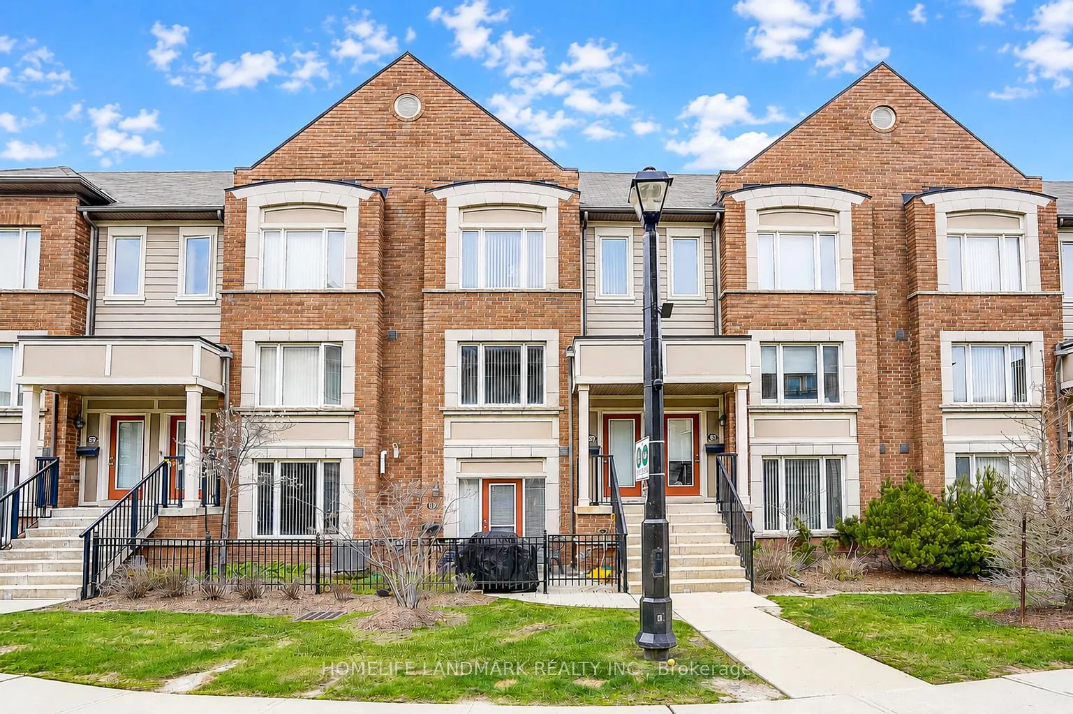 Photo 1 of 61 Burton Howard Drive, Aurora, Bayview Northeast — HOMEH