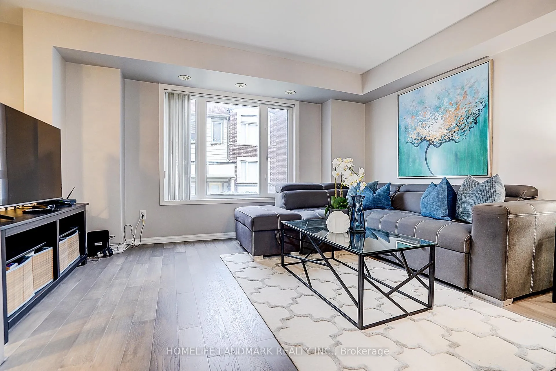 Photo 7 of 61 Burton Howard Drive, Aurora, Bayview Northeast — HOMEH