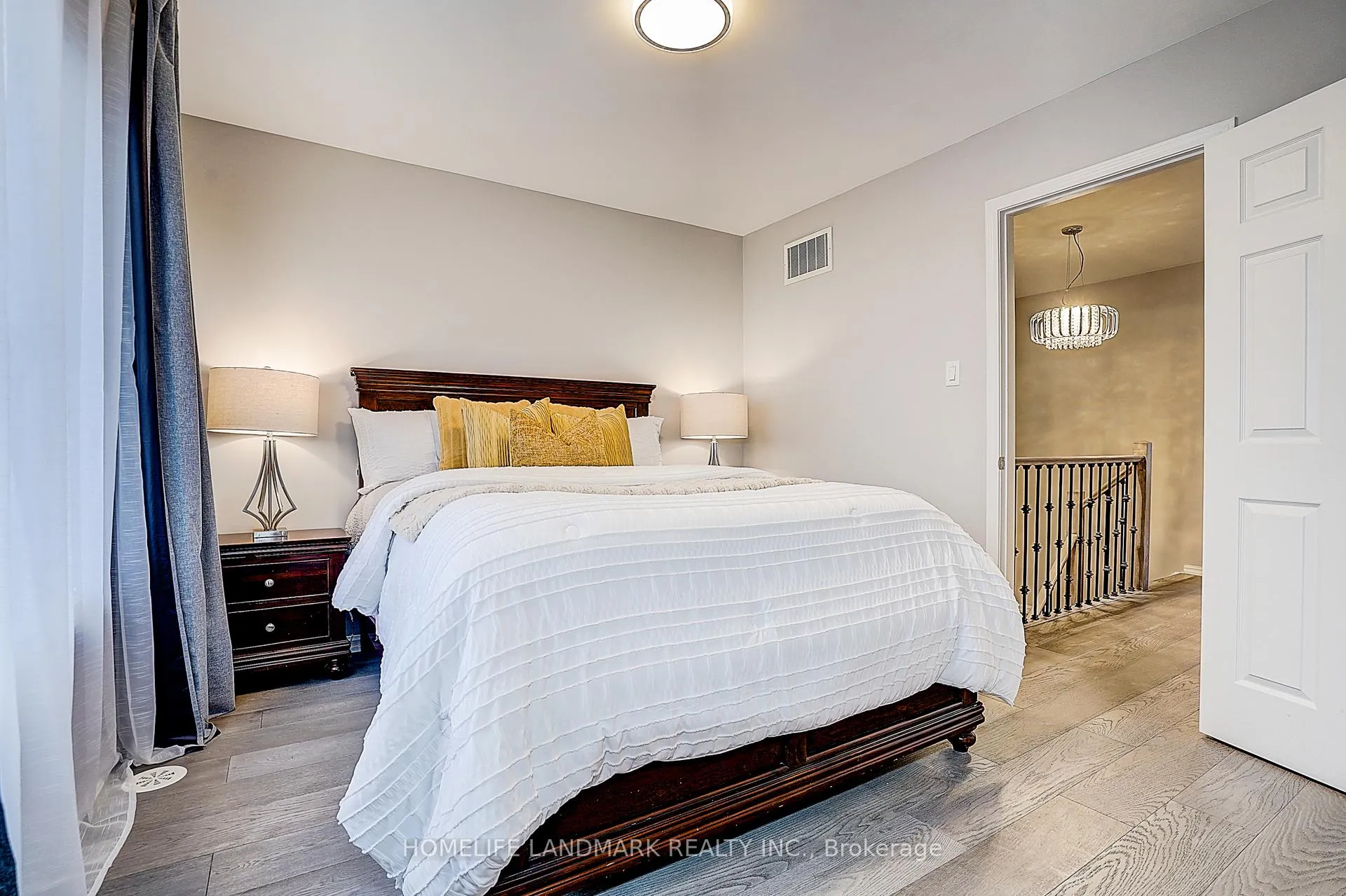 Photo 28 of 61 Burton Howard Drive, Aurora, Bayview Northeast — HOMEH