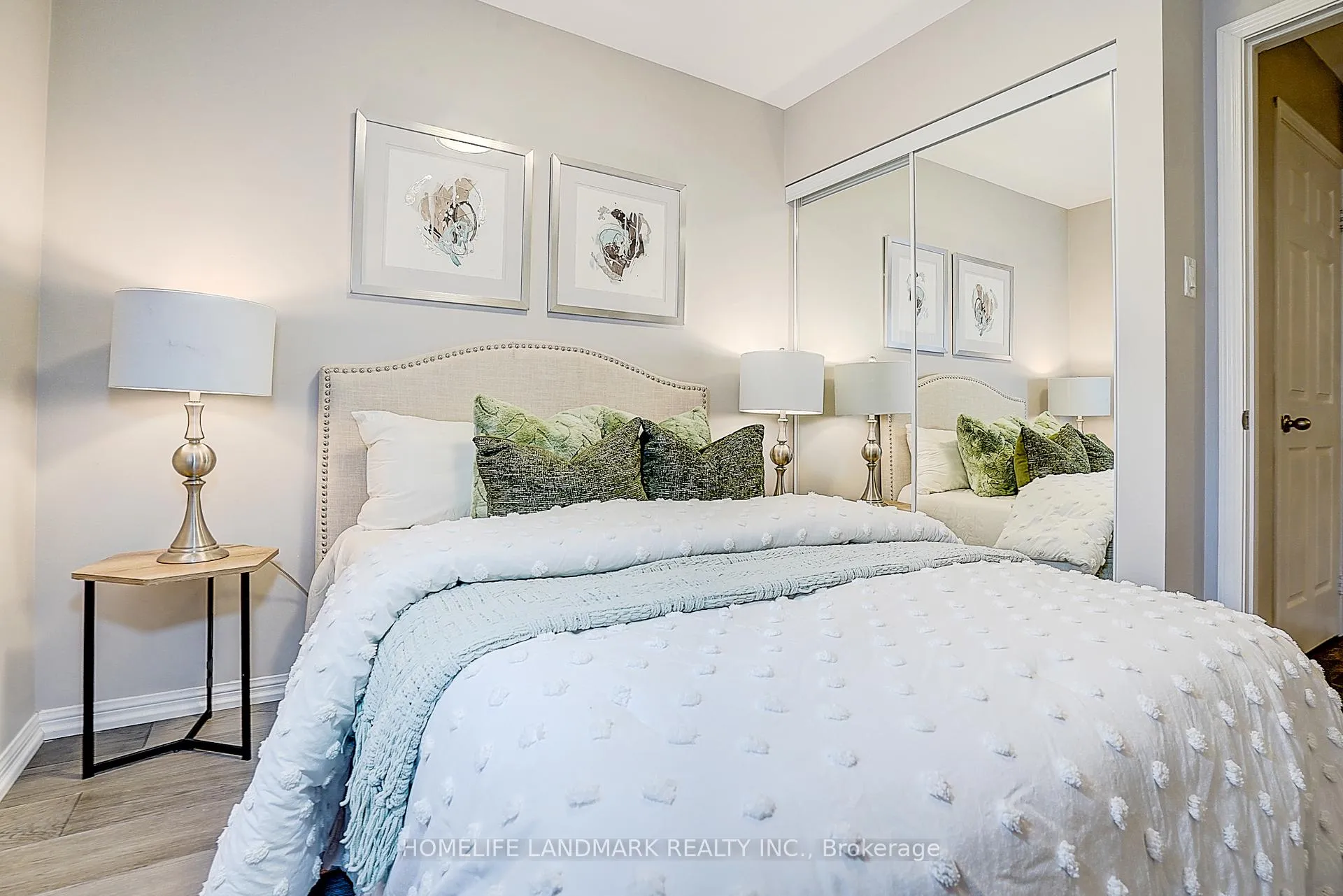 Photo 32 of 61 Burton Howard Drive, Aurora, Bayview Northeast — HOMEH