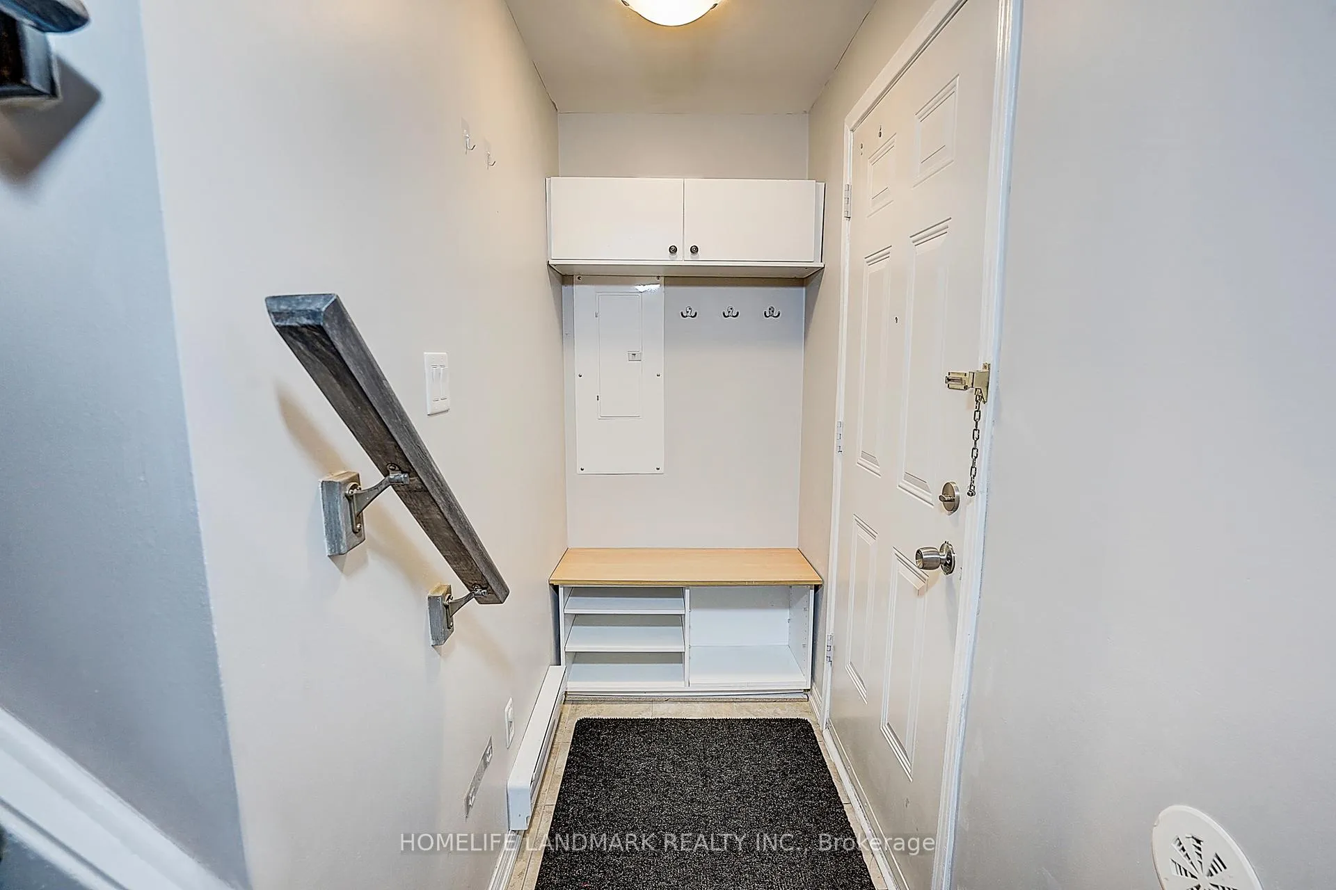 Photo 37 of 61 Burton Howard Drive, Aurora, Bayview Northeast — HOMEH
