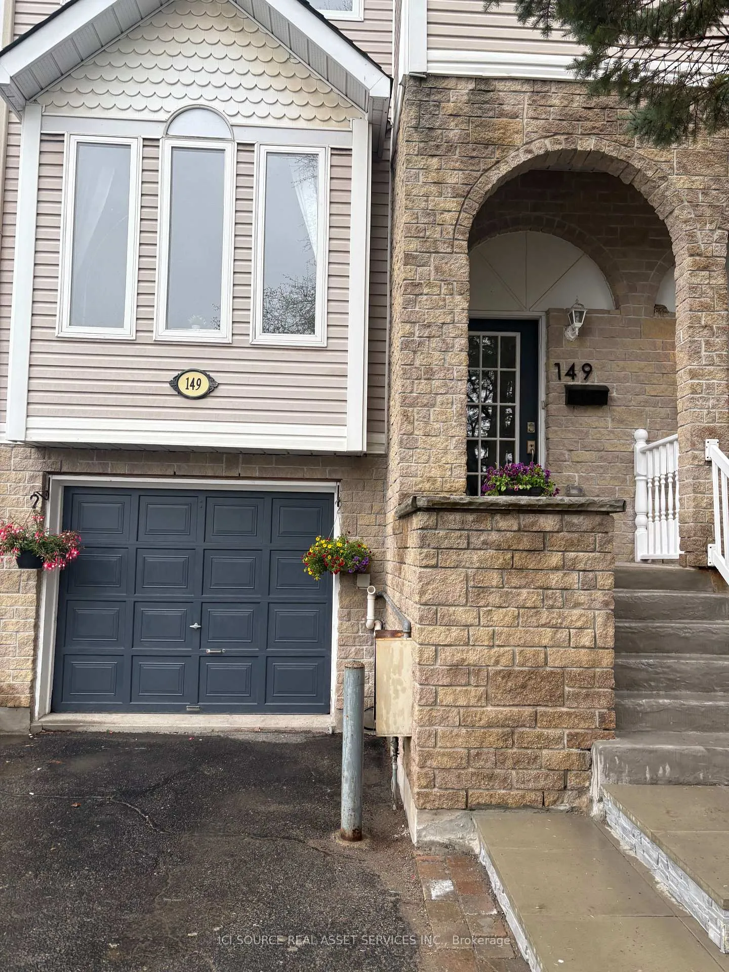 Front of 149 Woodgate Way