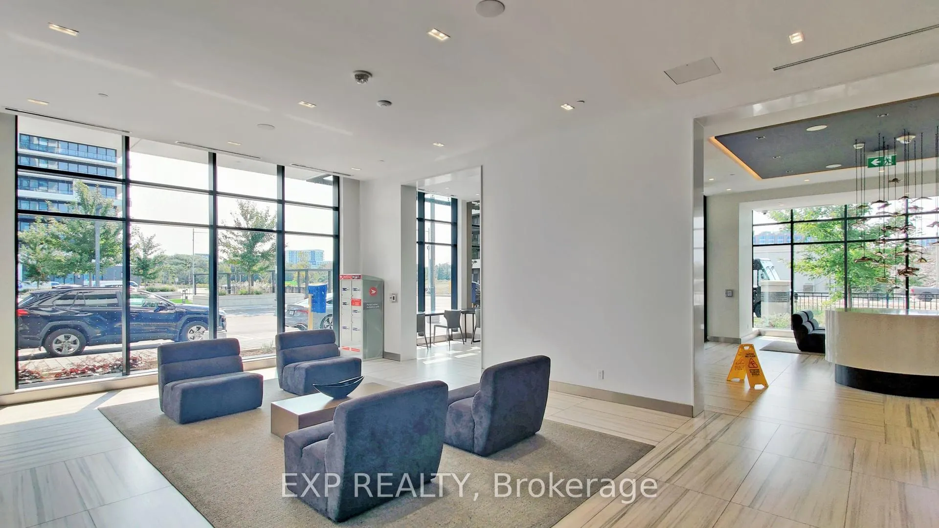 Photo 6 of Unit 515, 38 Water Walk Drive, Markham, Unionville — HOMEH