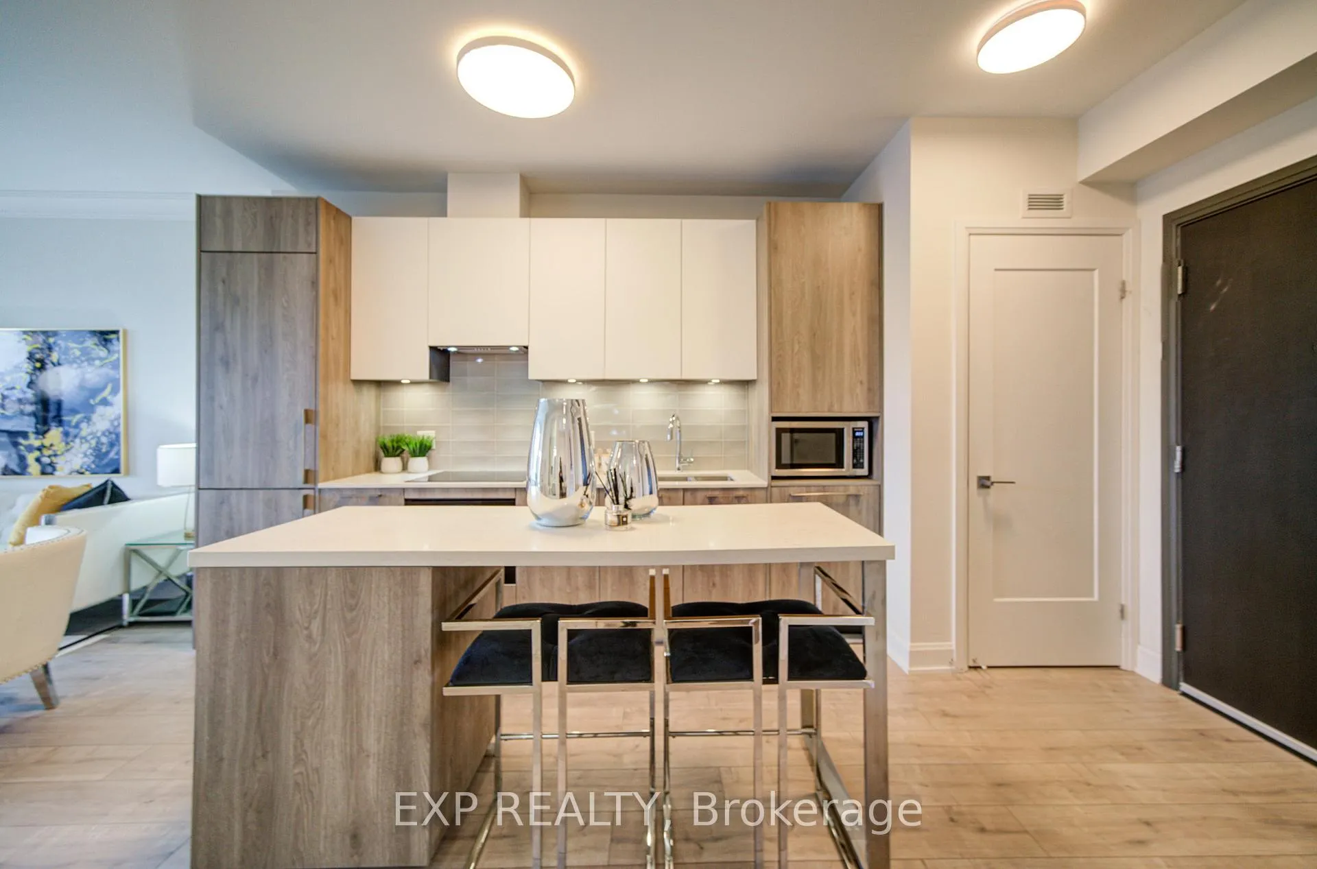 Photo 13 of Unit 515, 38 Water Walk Drive, Markham, Unionville — HOMEH